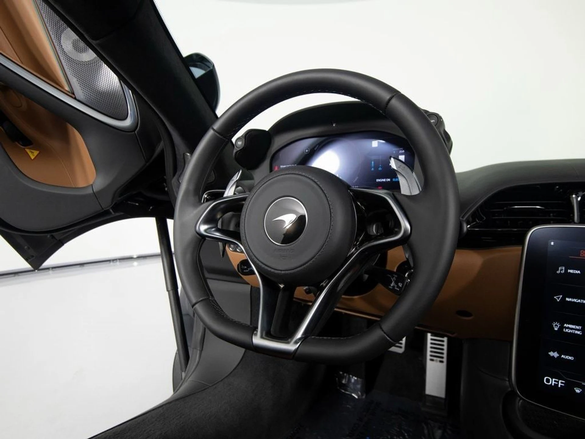 mph026_2195763231_f41f30d5535cab83d1492c7be296c97dx_e25710389e