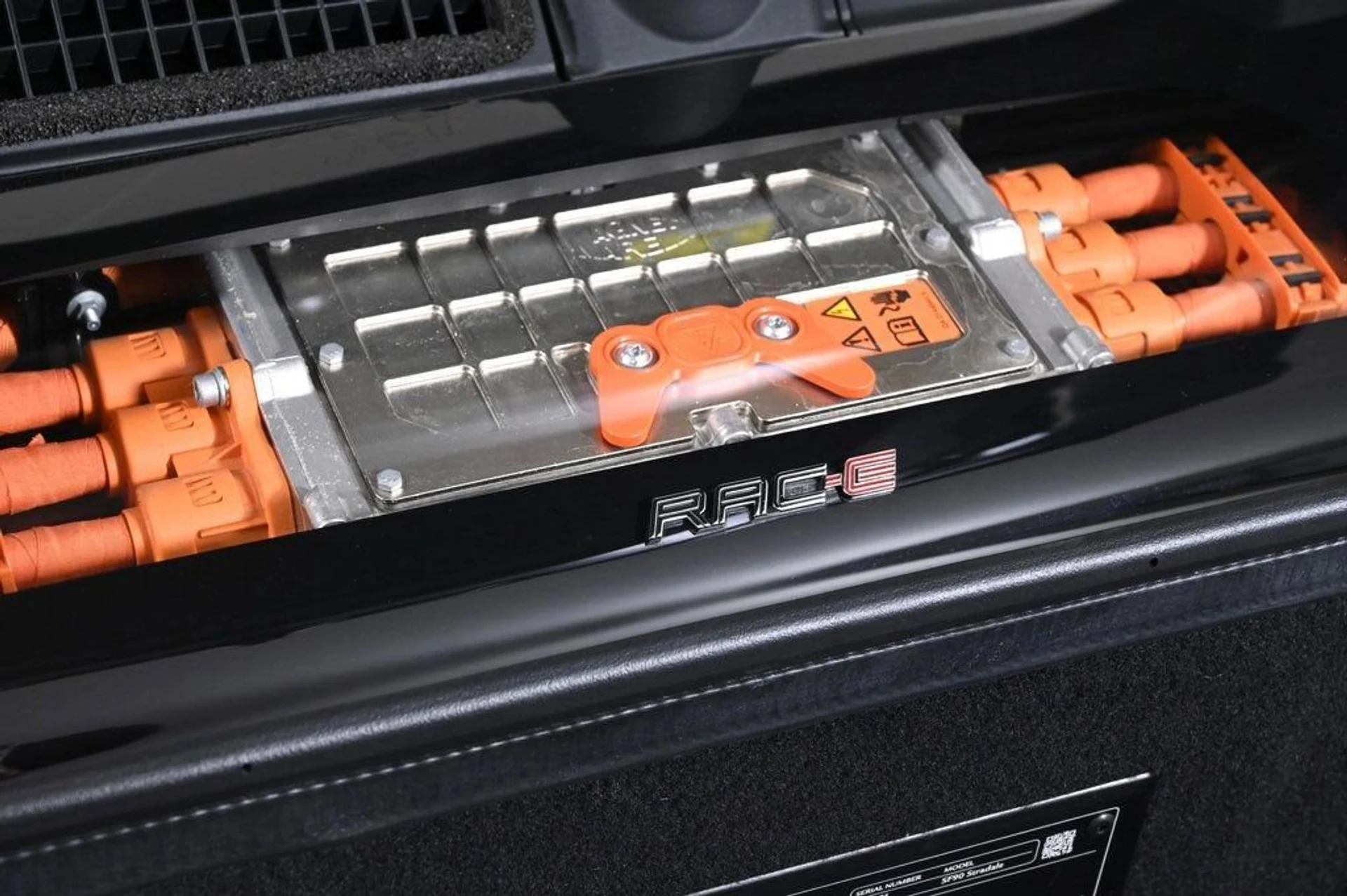 mph026_2196141186_139bb5a4fd004f6fb099a21a61fca8c1_347bb815d7