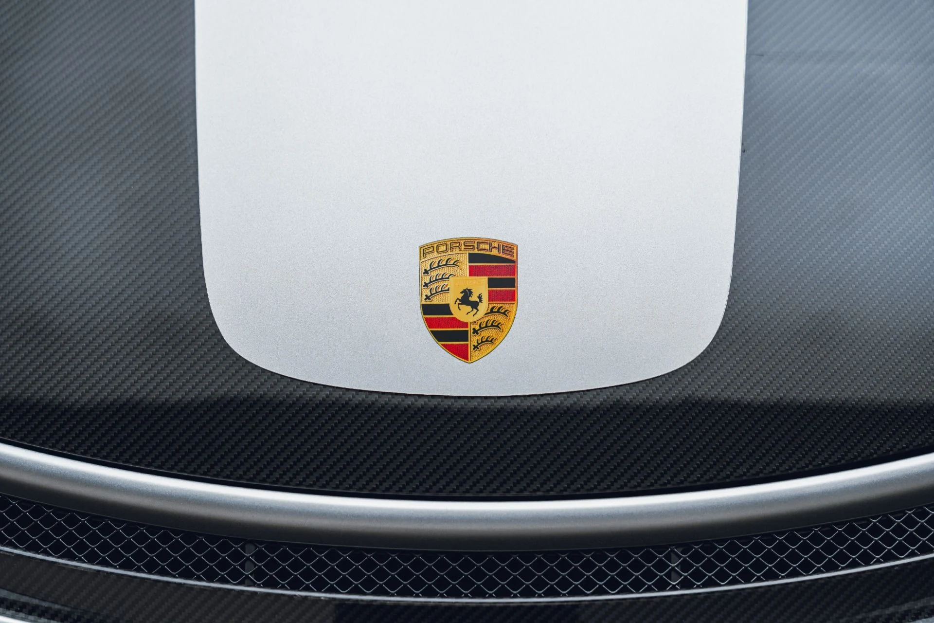 mph026_2197762227_Used_2018_Porsche_911_GT_2_RS_1782090277_b425c1d455