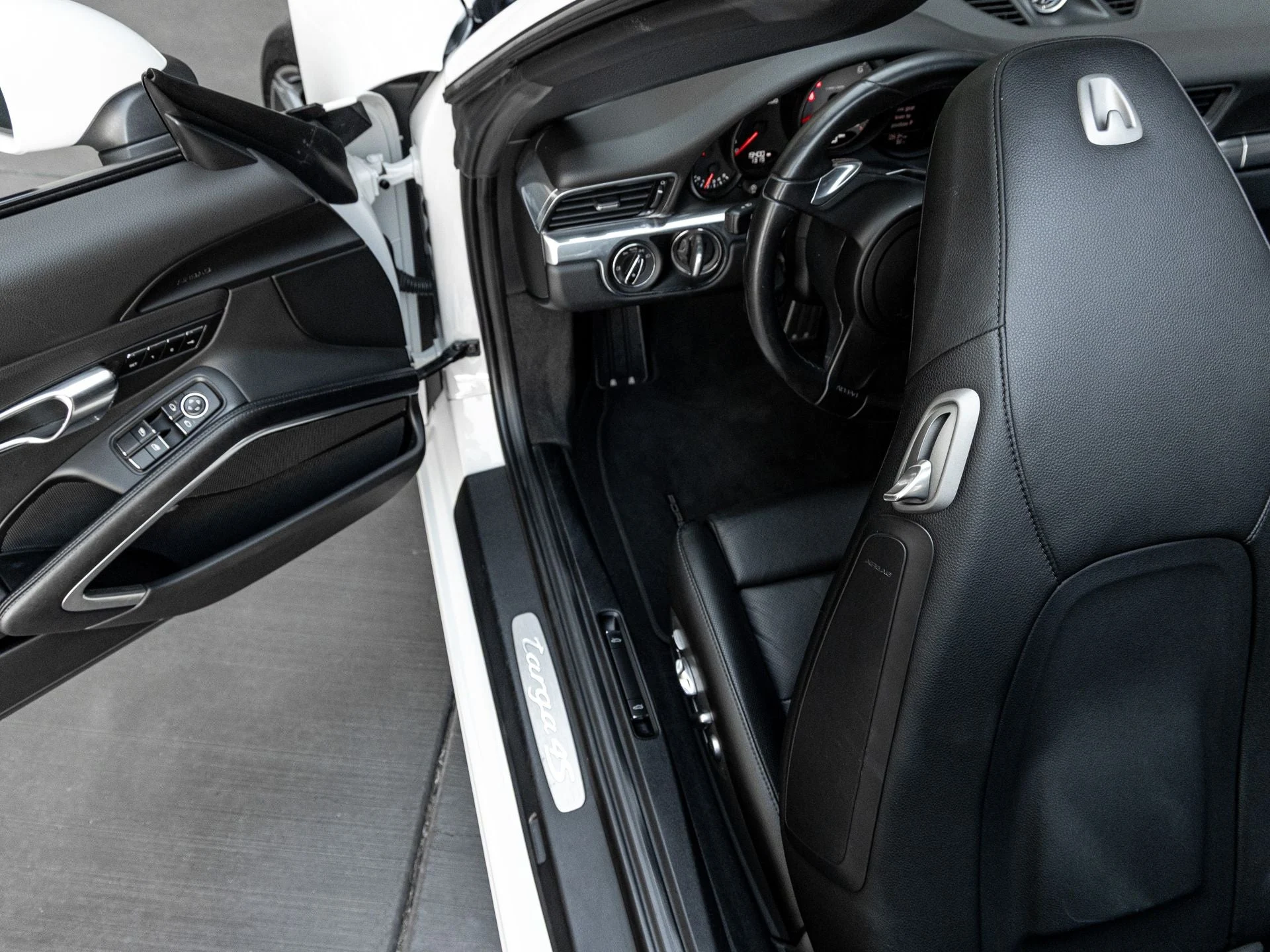 mph026_220150732_27_38d5c54447