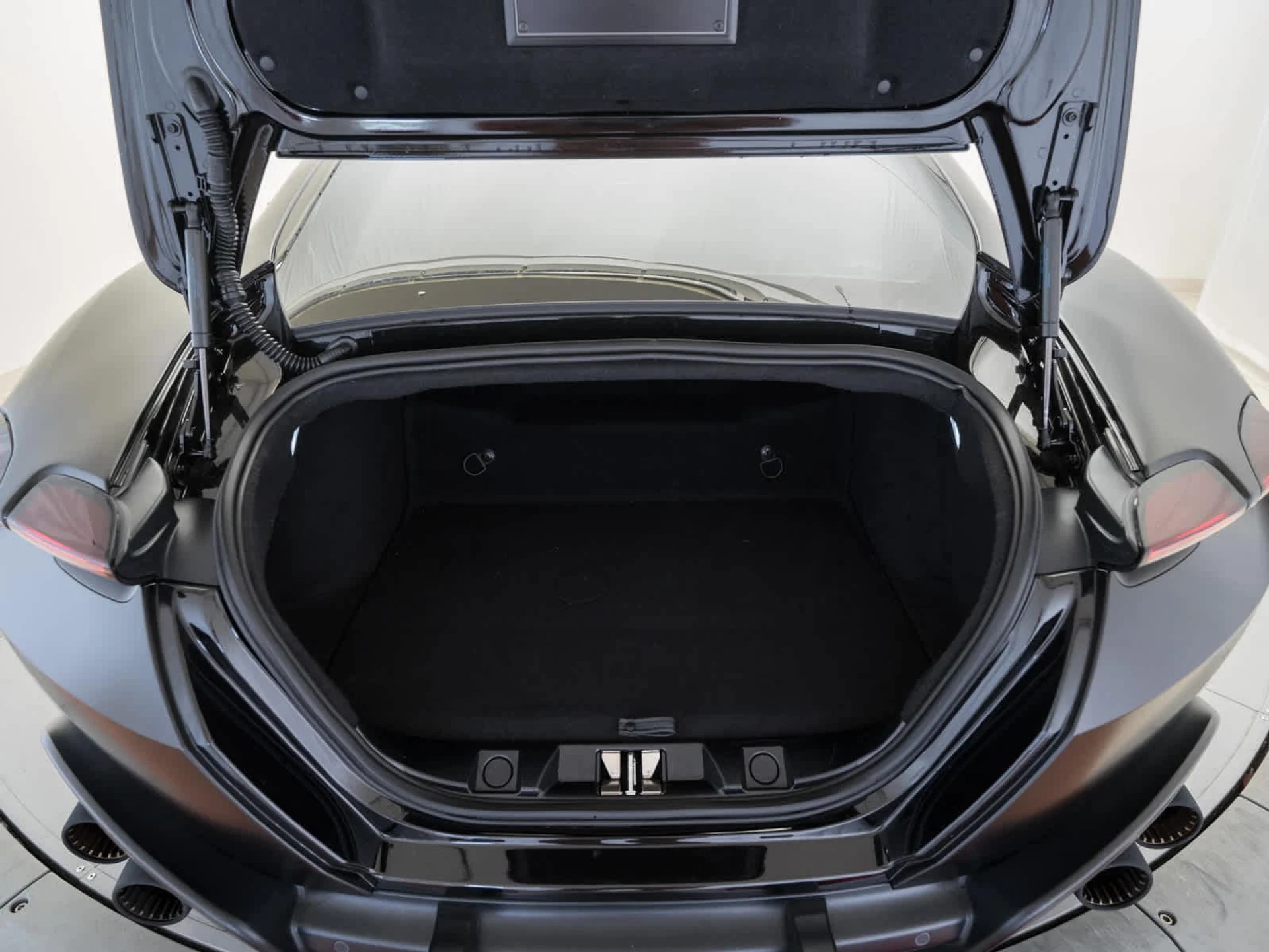 mph026_220353902_a6026be097a87507a374bee7afa5de1ex_2104c4709b