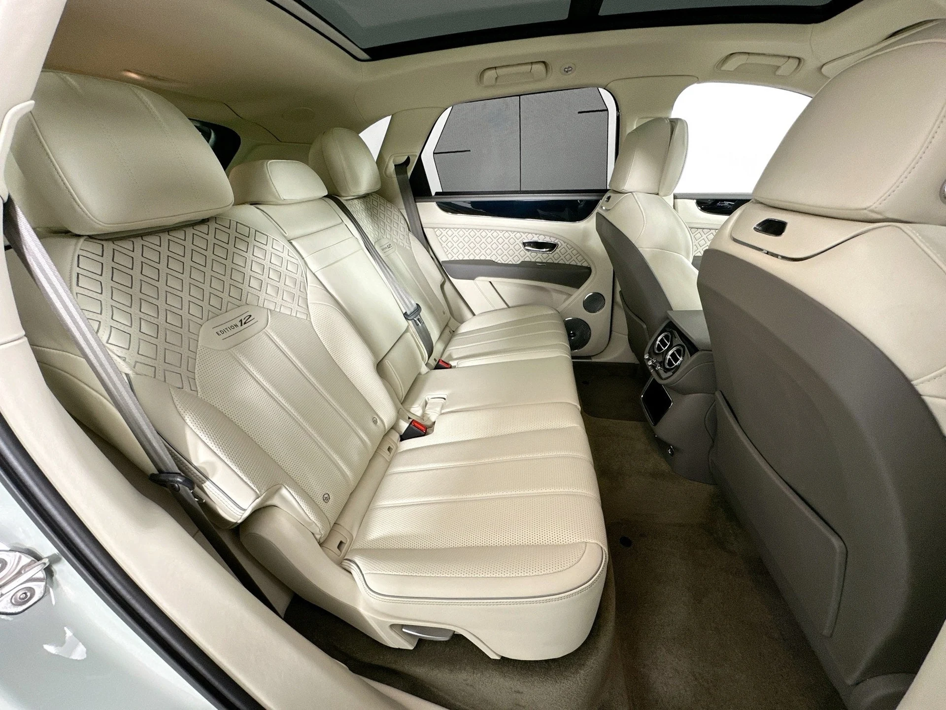 mph026_2204262673_27_494bdbcba0