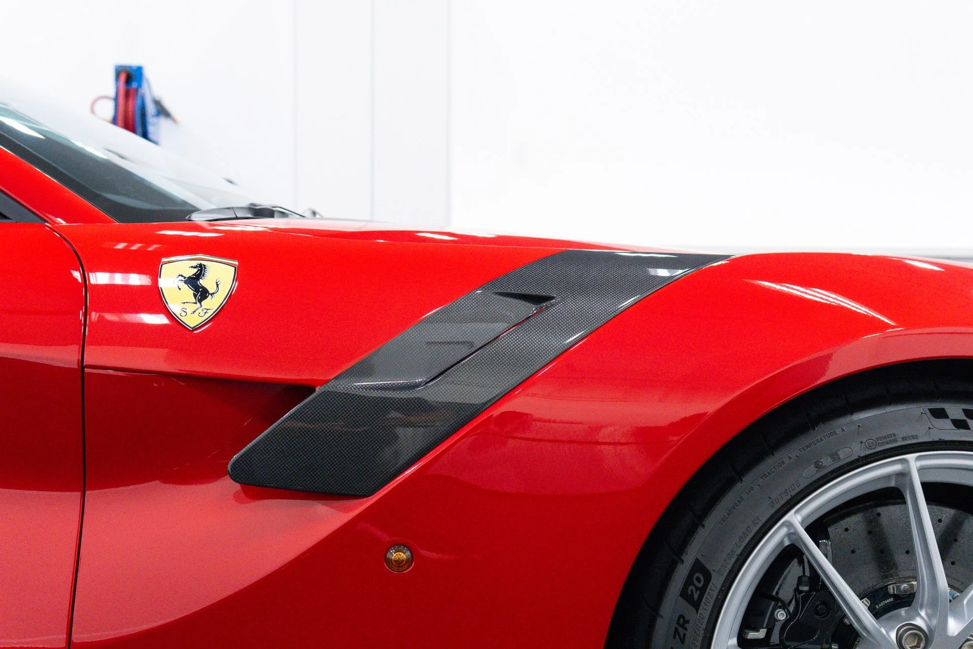 mph026_220553135_Used_2017_Ferrari_F12tdf_1788471792_b3ccc0ea2a