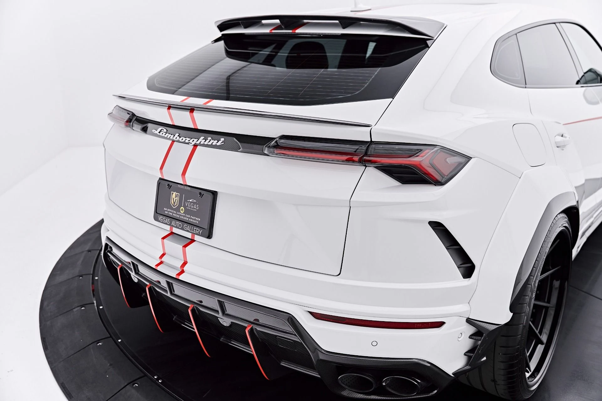 mph026_221487944_Used_2021_Lamborghini_Urus_1787967093_3b75ec40e1