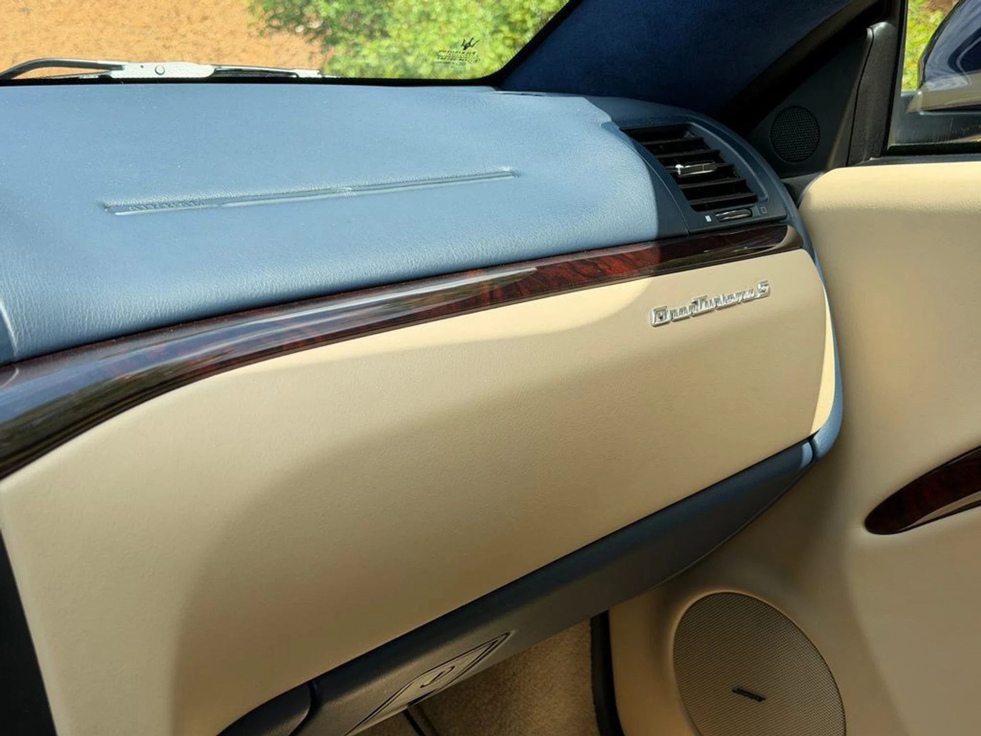 mph026_221592185_35f80bb4b10f4086b544a9785a416c9c_c4b3fdb901