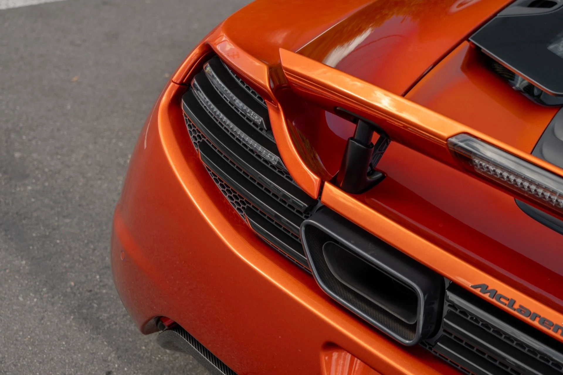 mph026_2226823839_Used_2012_Mc_Laren_MP_4_12_C_1760565617_261686ce36
