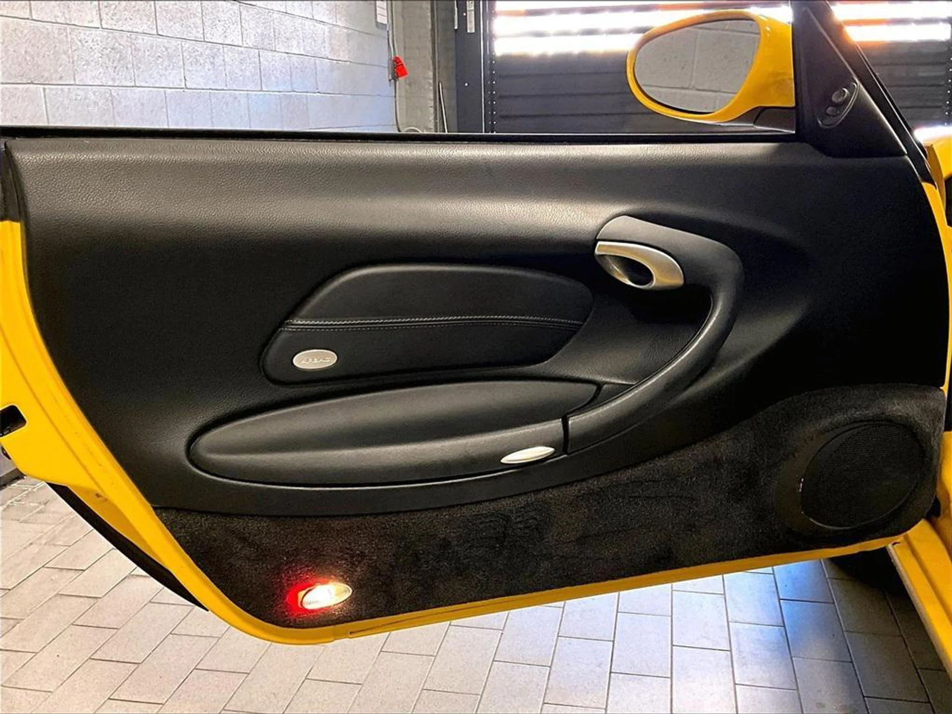 mph026_222696881_z_UWKR_Qu_PQ_Wyy974_J_Ia0_AS_Cb83_Xk_7b4291111b