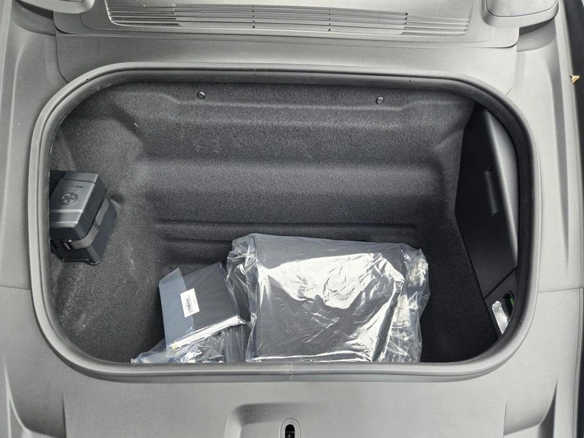 mph026_2230500291_j_T_Romf5d_LIMZ_1_Spv_FR_7g61_A75_Bw_d05f21c207