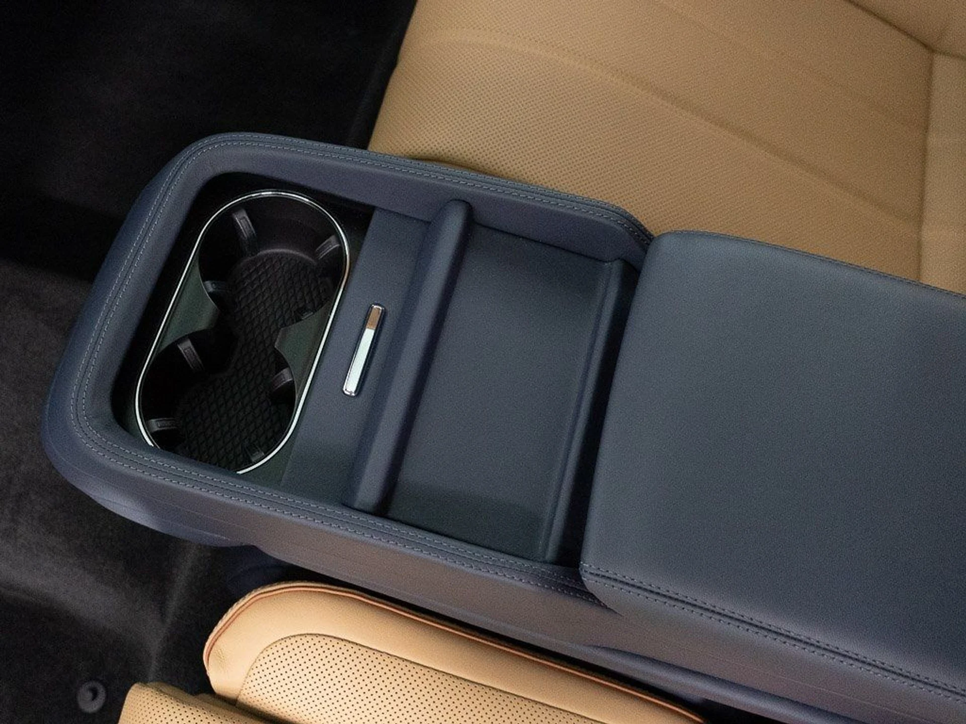 mph026_2242099167_635ad2503bc94f30ae926486b0d5166f_c7bdd0e7a4