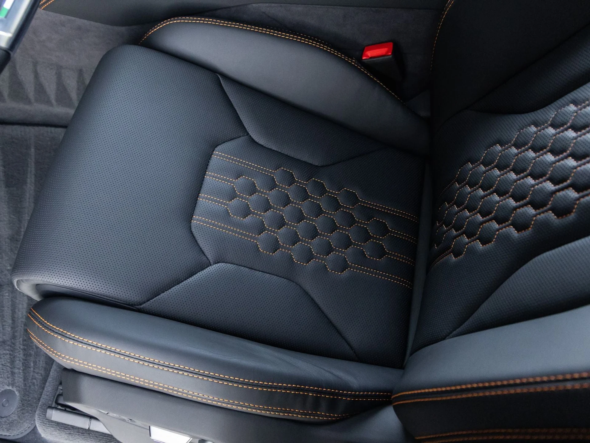 mph026_2247210481_27_af77a16958