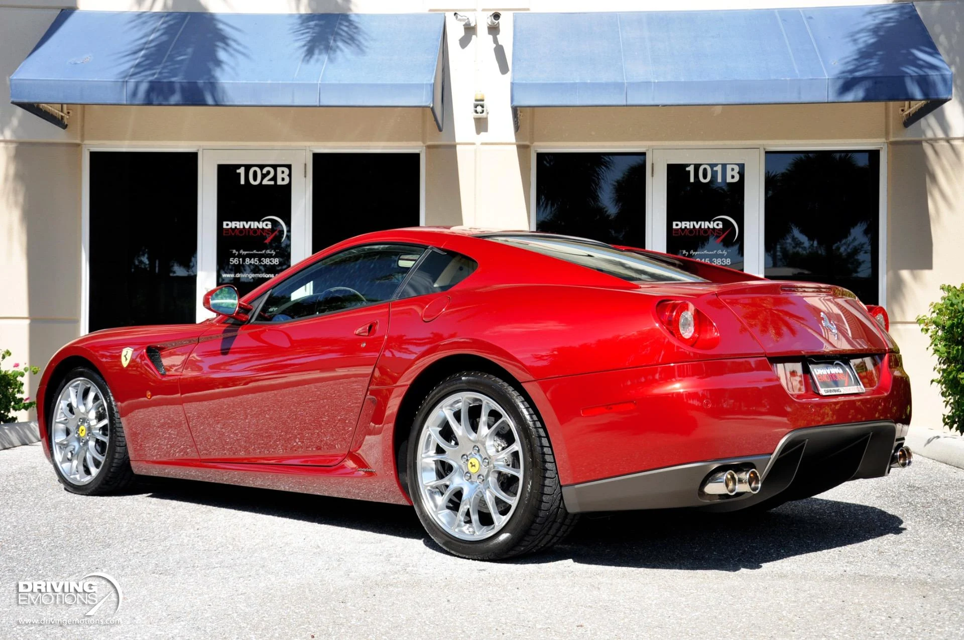 mph026_2247246121_867_p27_l_53b6cf2da6