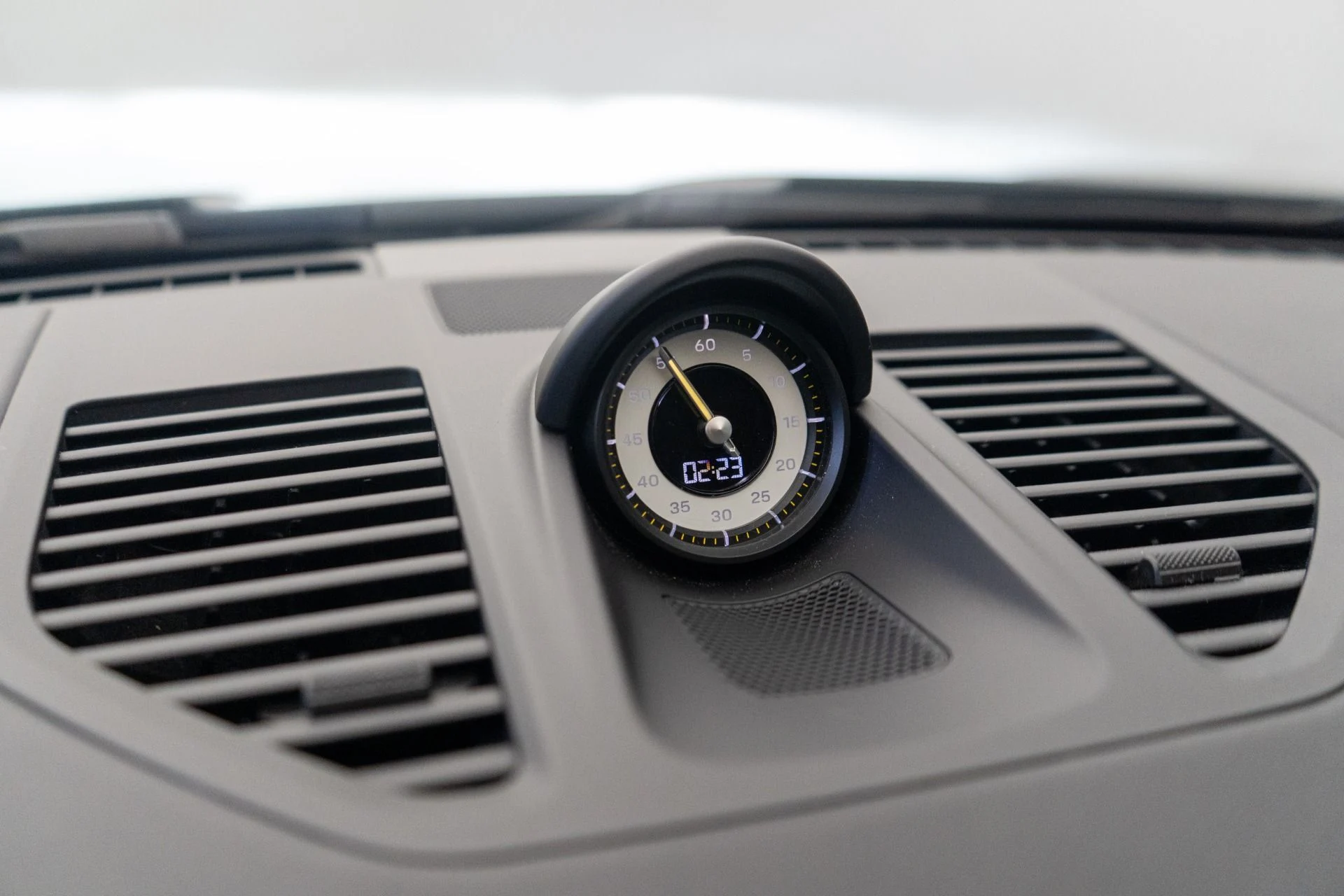 mph026_2249399360_Used_2024_Porsche_911_GT_3_6_Speed_PTS_Color_Carbon_Buckets_Carbon_Ceramic_Brakes_1757107371_e30aa751af