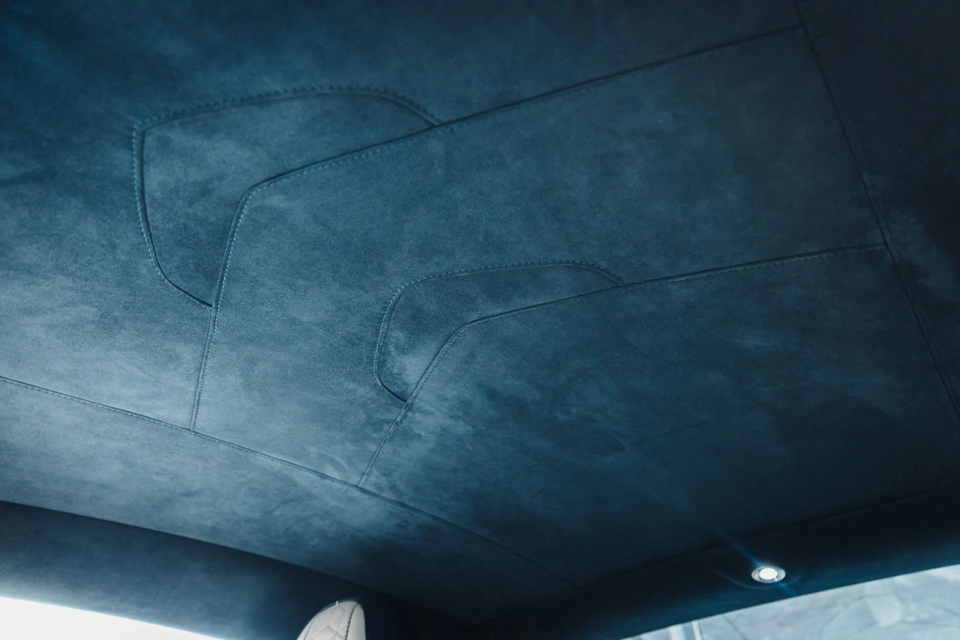 mph026_2249506352_Used_2019_Aston_Martin_DBS_Superleggera_370000_MSRP_CARBON_ROOF_1775436975_3a5a248afd