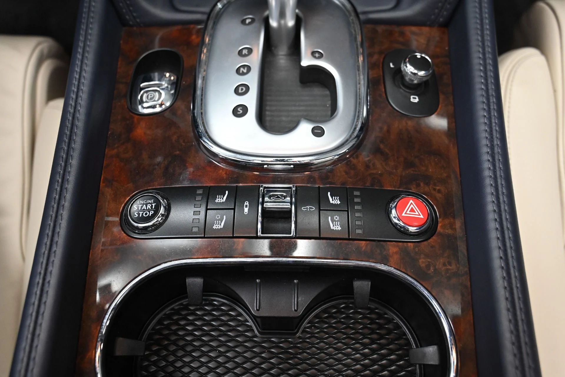 mph026_2269037548_Used_2014_Bentley_Continental_GTC_1751561855_e722519040