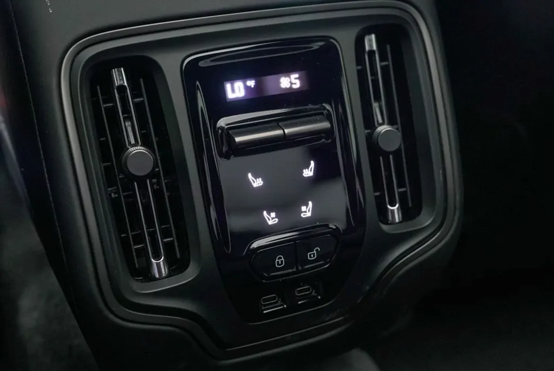 mph026_2269907805_8wmpt4dx5wdyhqlmgto6cljbog8x_c8de32a87d