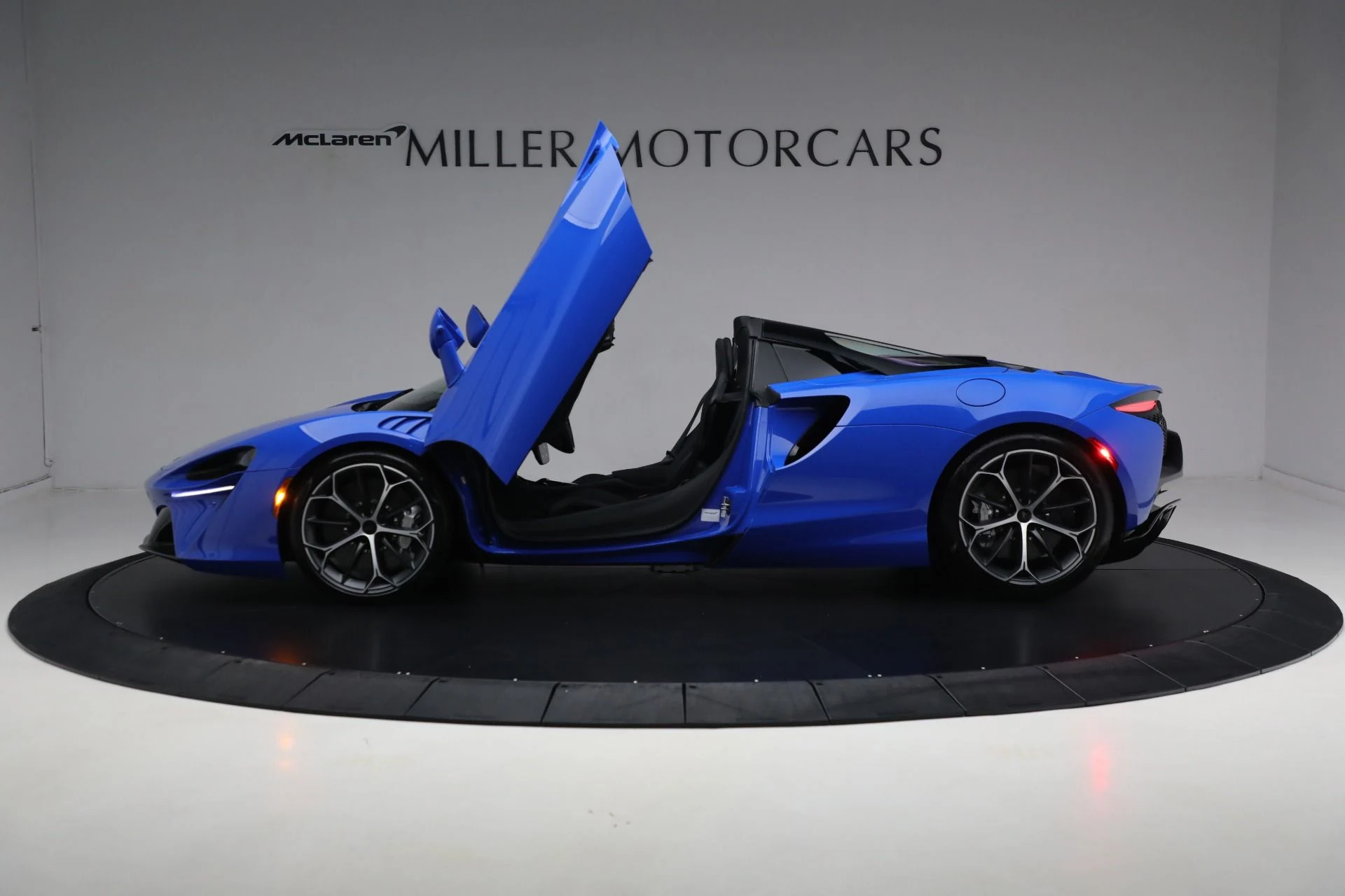 mph026_2271225838_New_2025_Mc_Laren_Artura_Spider_Performance_45da6a56cc