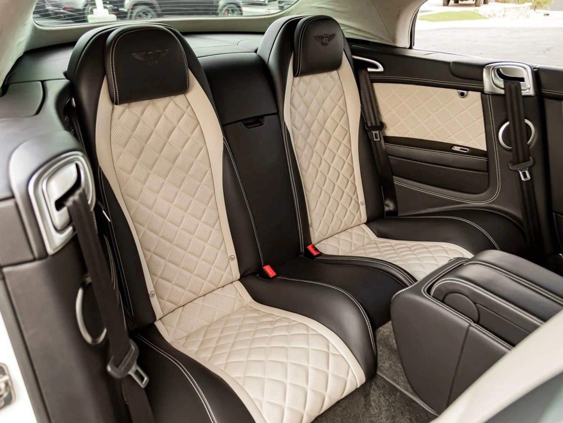 mph026_2273324578_27_86e5df700a