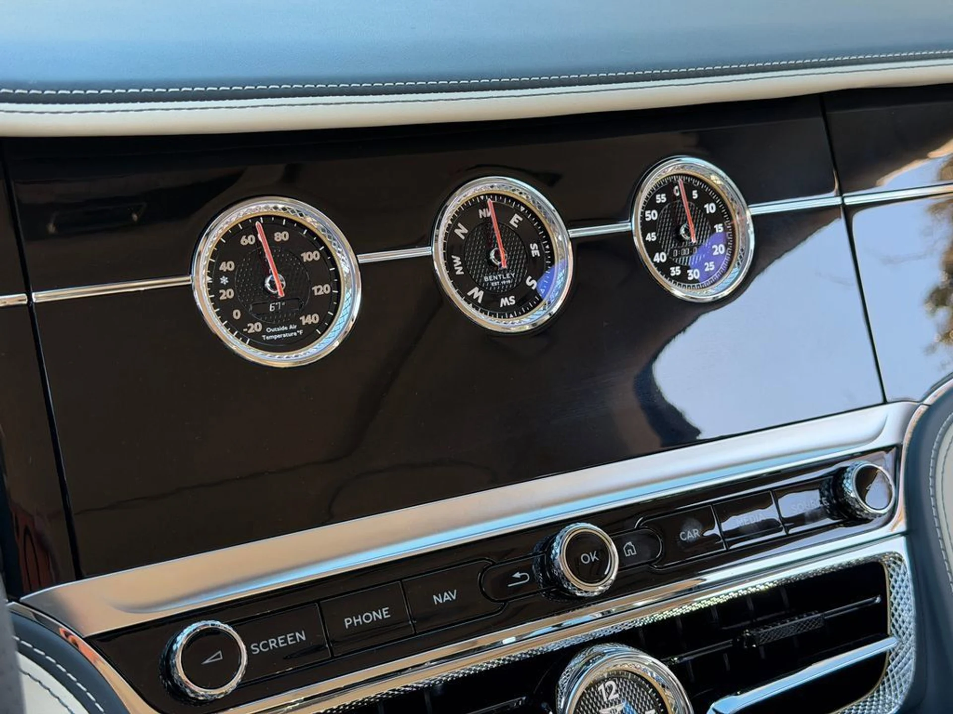 mph026_2276466437_b8659ecf9a18479da538394cf0e486ce_036287bb9a