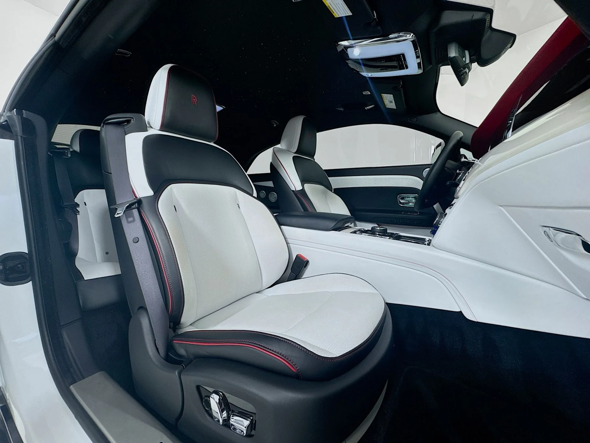 mph026_2293168347_5f2da13b94dea8e5d57e6b614c10209cx_f3254584f4