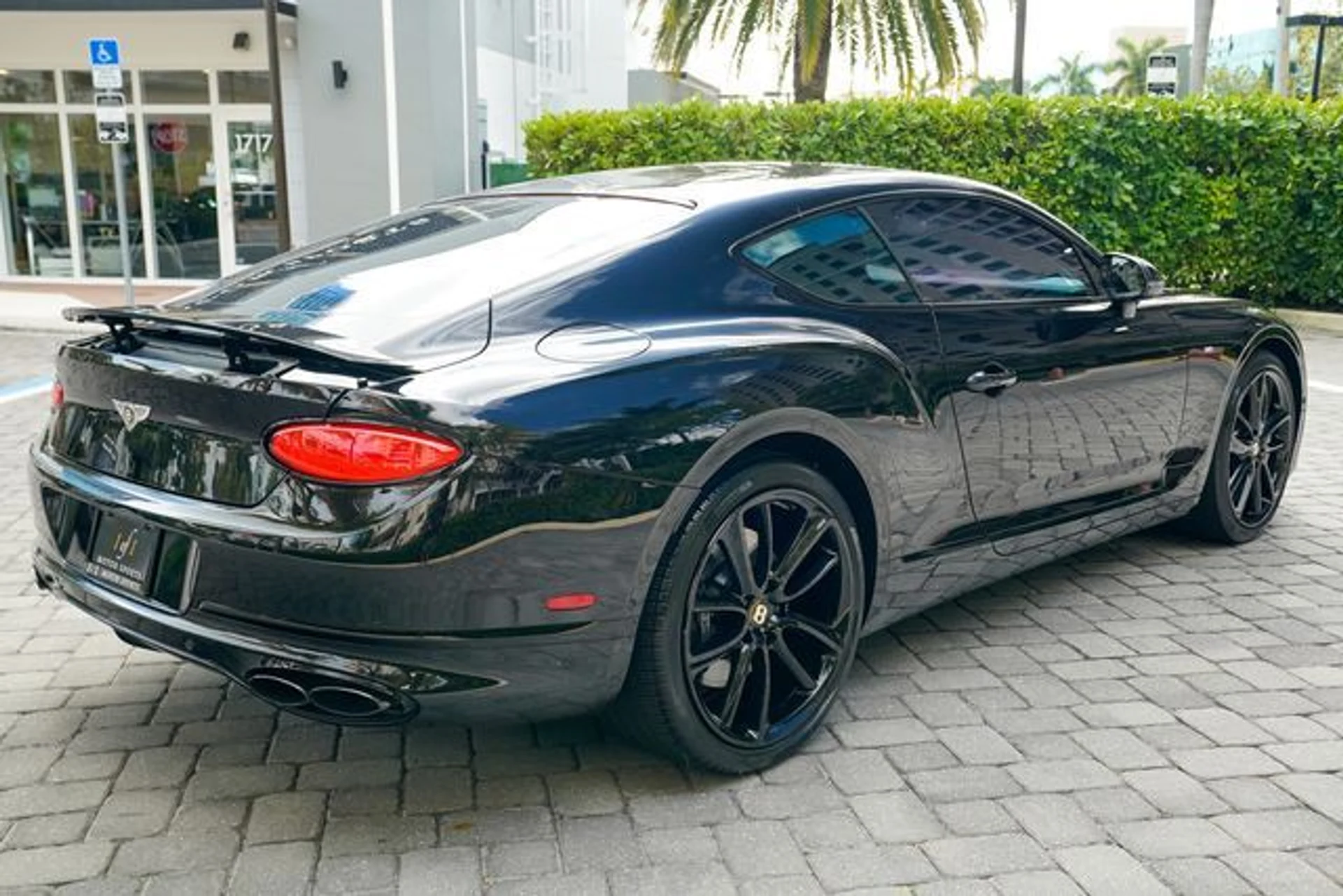 mph026_2295656719_22959392_27_bc15a557bb