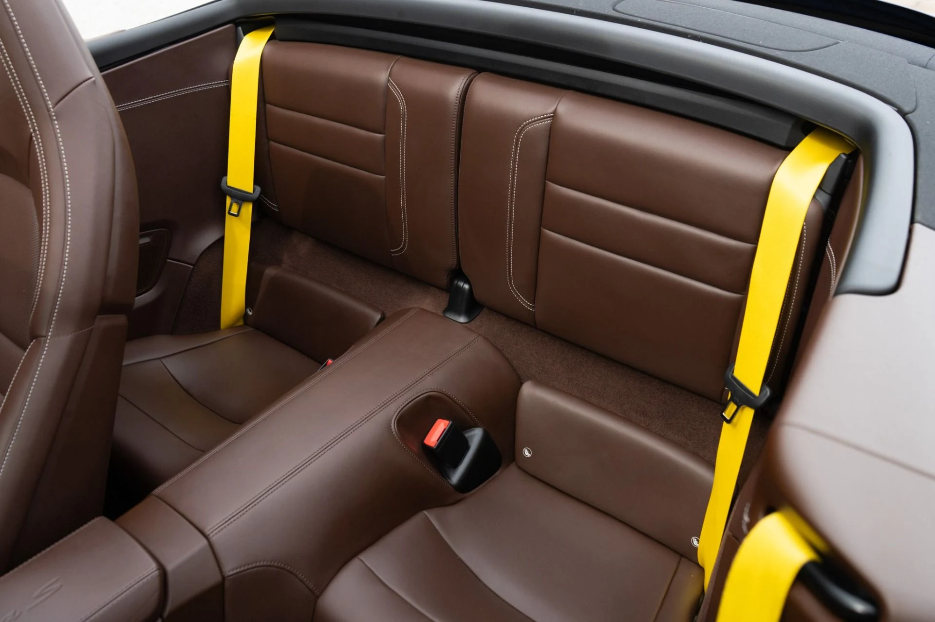 mph026_2298499565_Used_2021_Porsche_911_Carrera_S_1769812608_fd3ff004fc