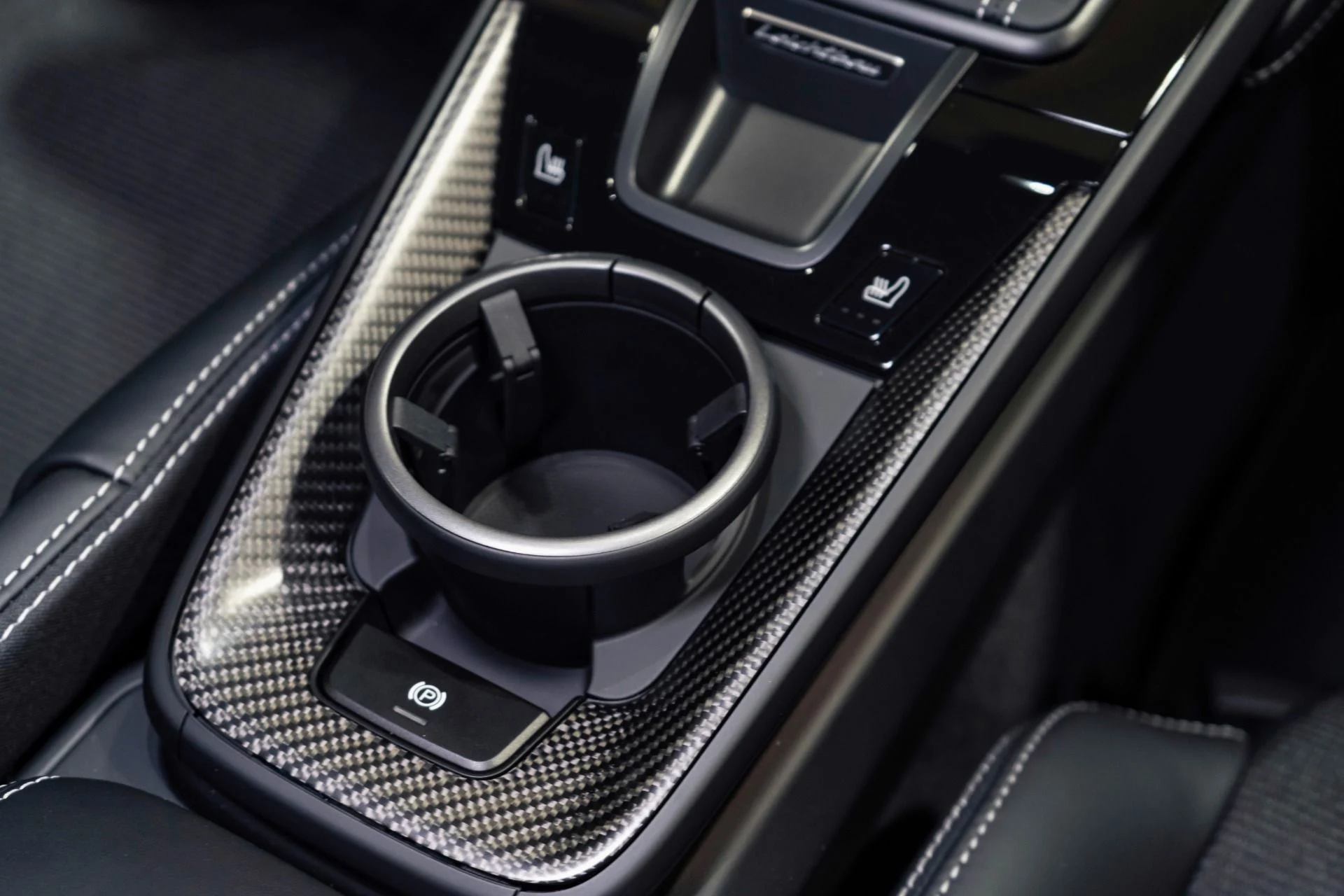 mph026_2307614301_Used_2026_Porsche_911_GT_3_Touring_6_speed_Lightweight_package_1770773878_8925576a4a