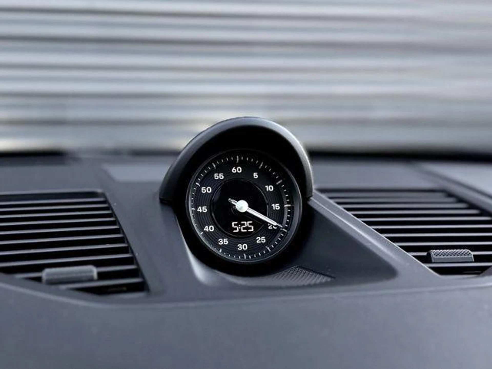 mph026_231220426_T_Miftq_Sfs_VVE_3_Bj5_Yy9h_O_Hl0g_JI_fcb6b8e6d8