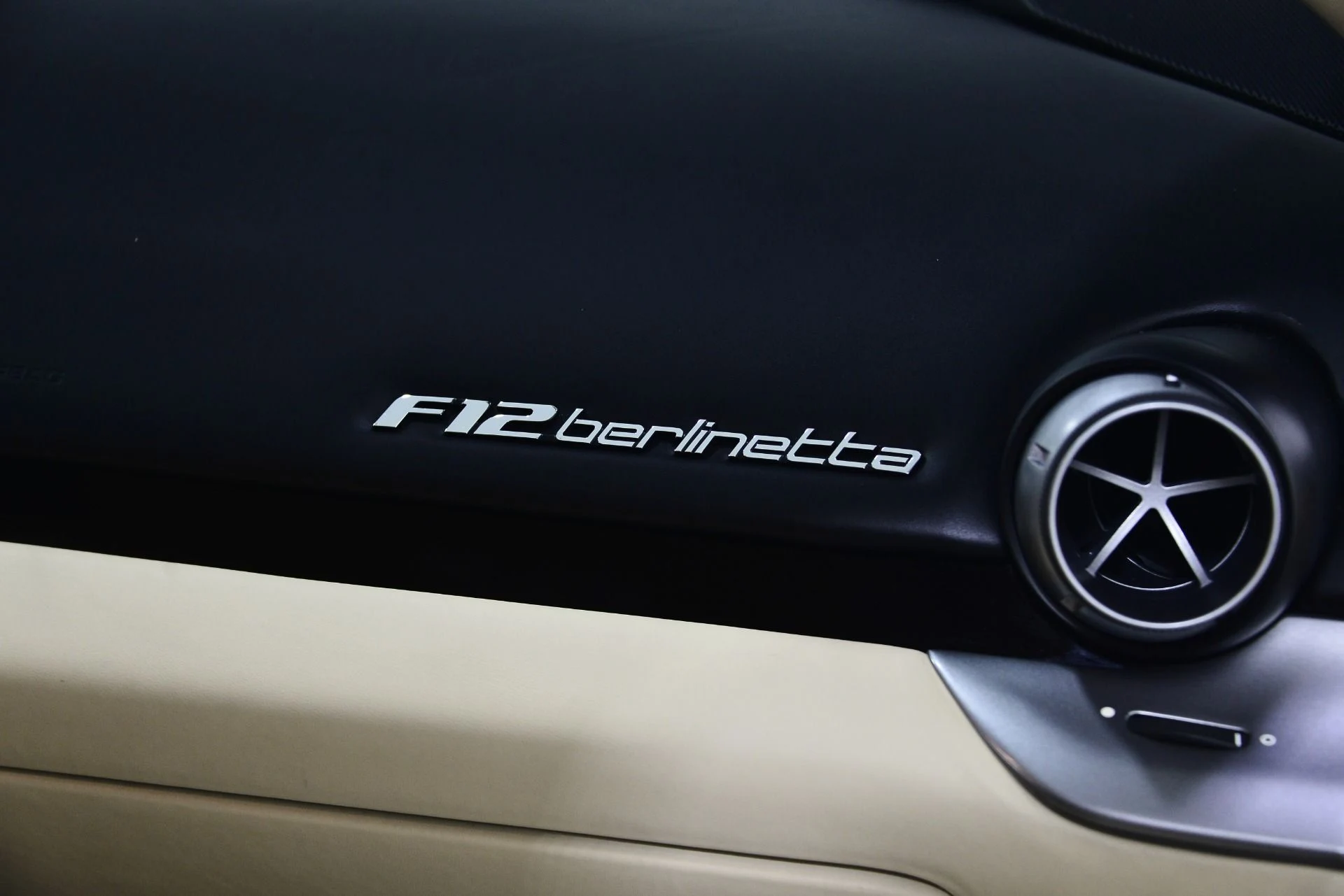 mph026_2327663685_Used_2015_Ferrari_F12berlinetta_1756410303_6cfa559a7f
