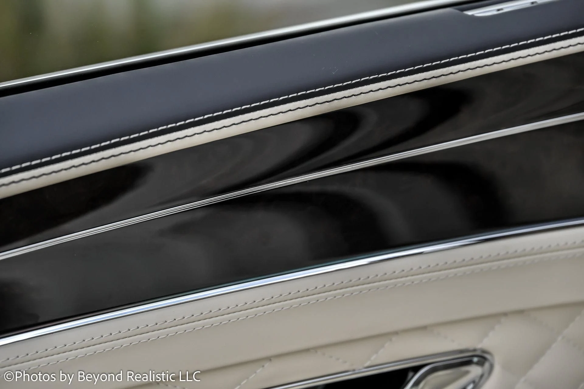 mph026_2329015284_Used_2024_Bentley_Continental_GT_Azure_Convertible_1761810982_bbd095b37f