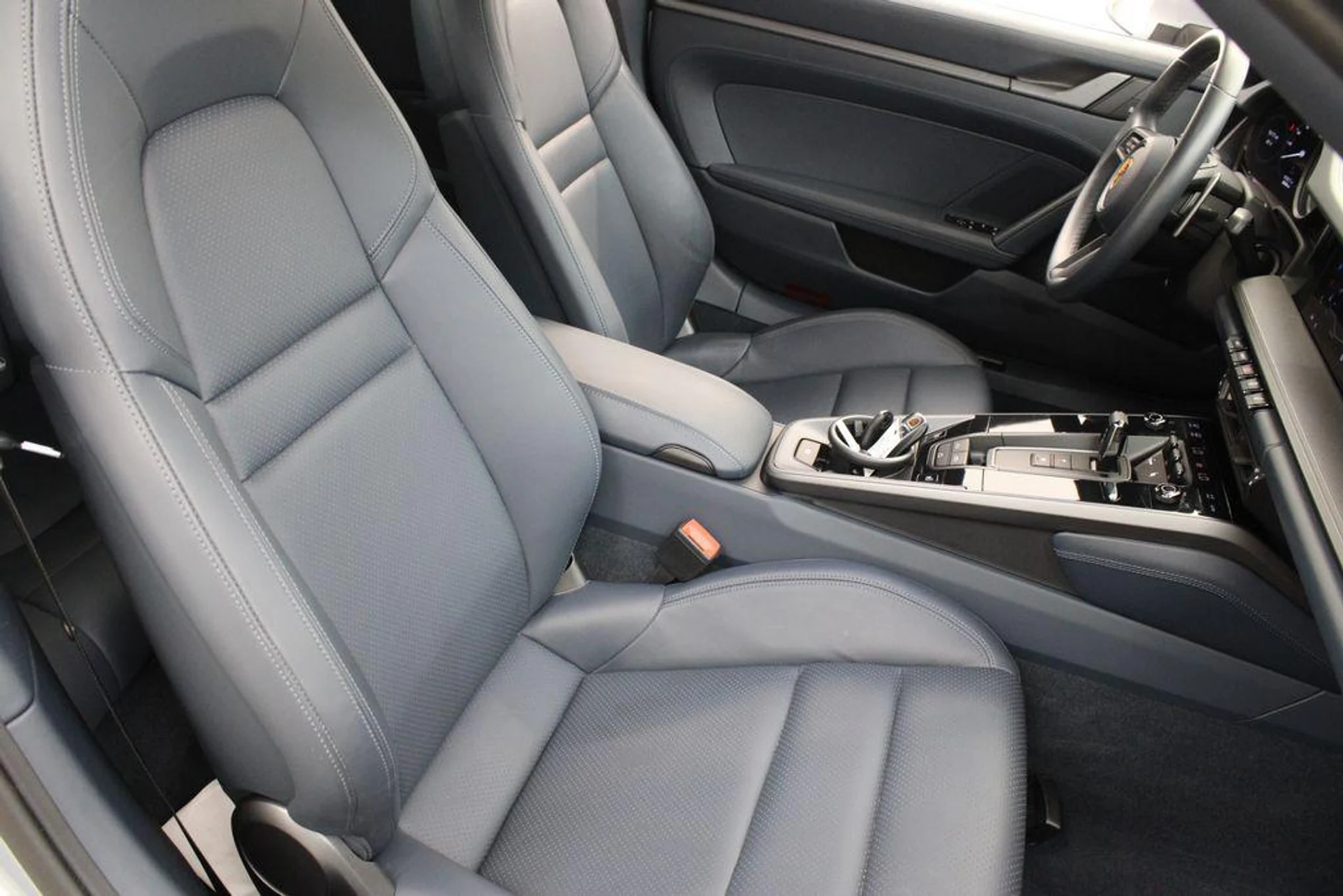 mph026_2330424950_J_Capjo_6_Vc8z_URNGAKB_9_ht_LG_Qo_a385071023