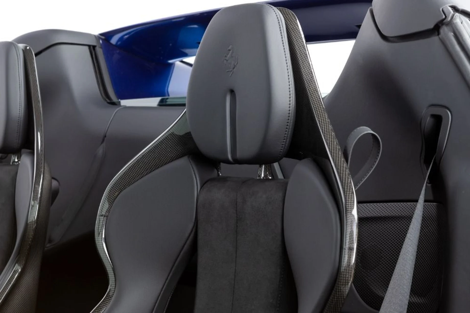 mph026_2330955584_Used_2023_Ferrari_296_GTS_2c5e6cc4b9