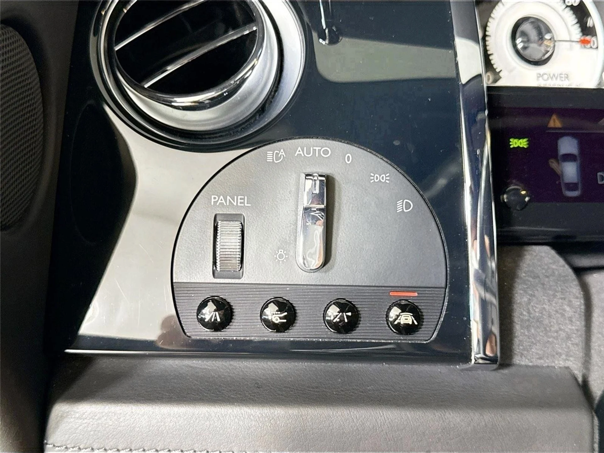 mph026_2332822449_9c2b4bb38de3592118e16d36a67f12d3_fbad970241