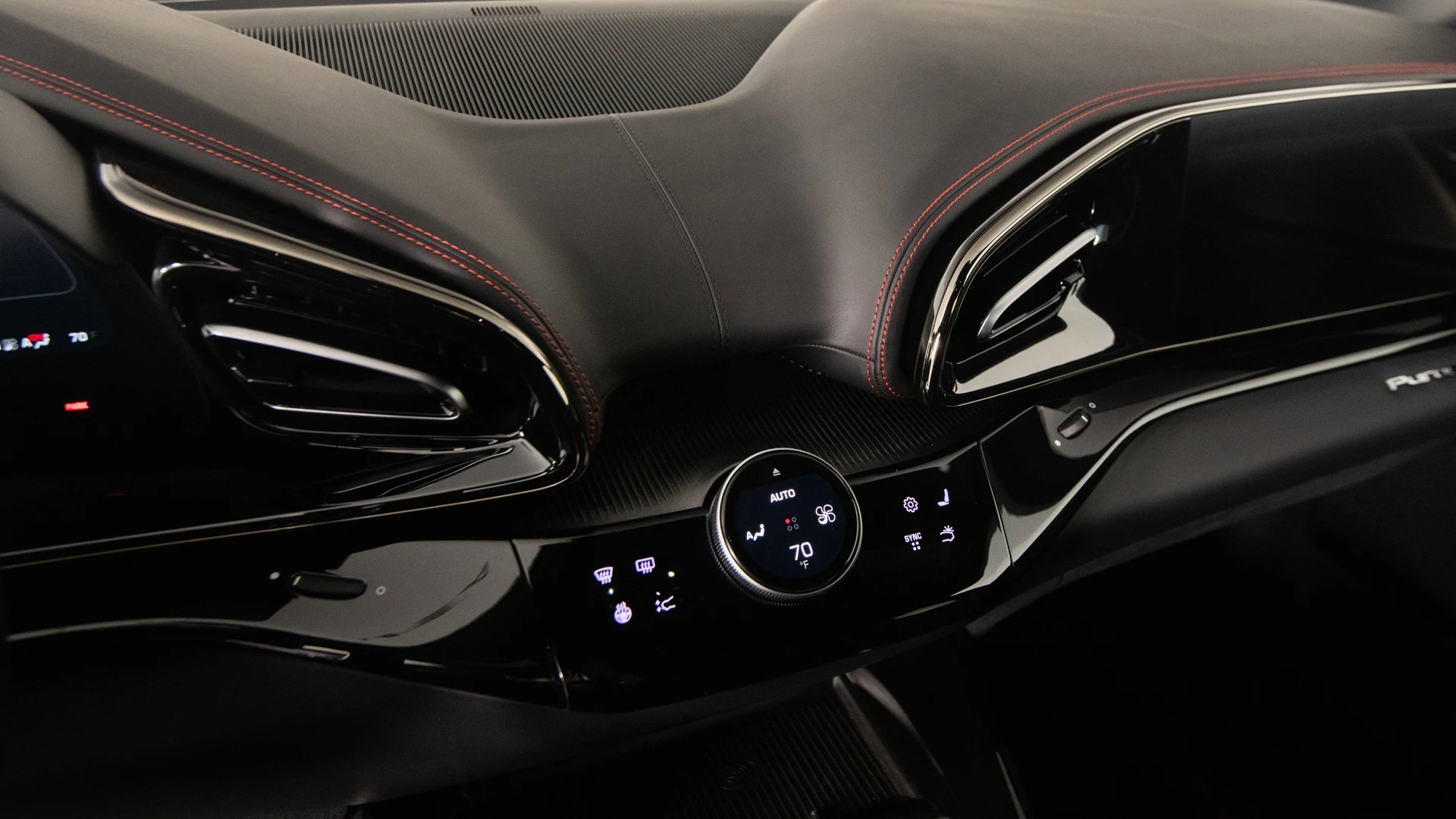 mph026_2339526538_b37a80ac29e24e77816b544ae0cc2e3c_4e8d4c6abf