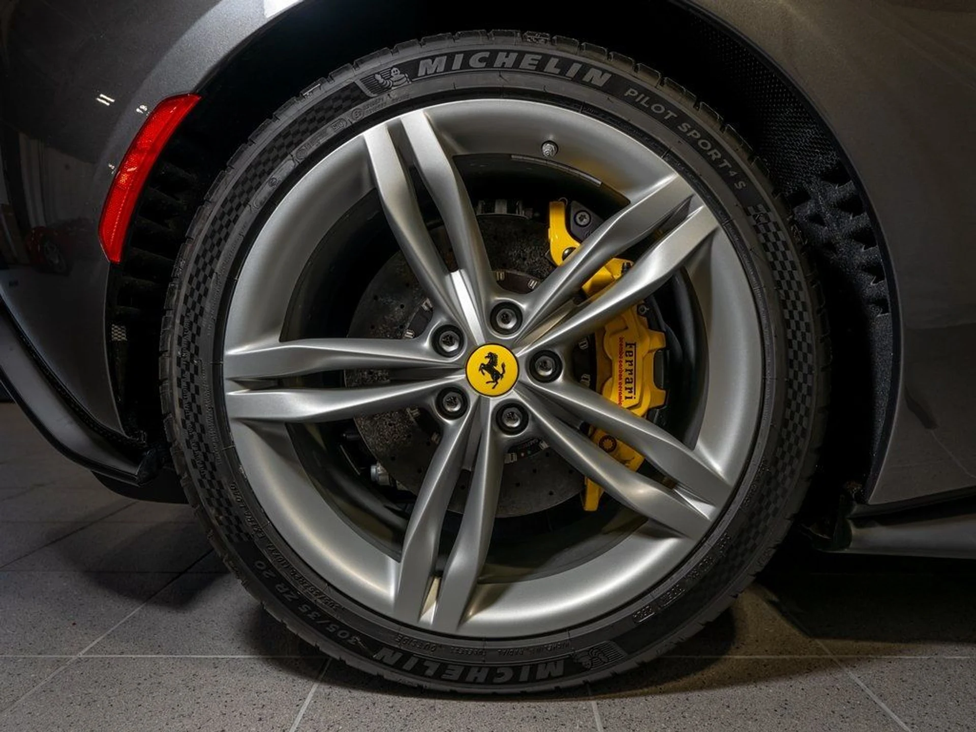 mph026_2343226313_image_27_8c0ae5ae3e