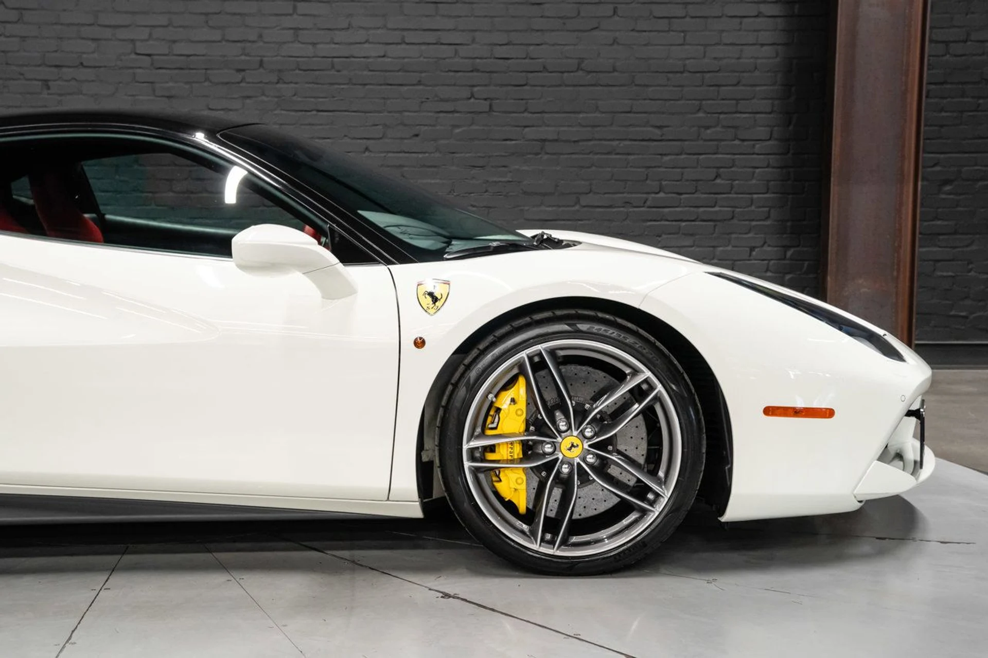 mph026_2345412355_ferrari_488_gtb_2018_cfd83e66ee