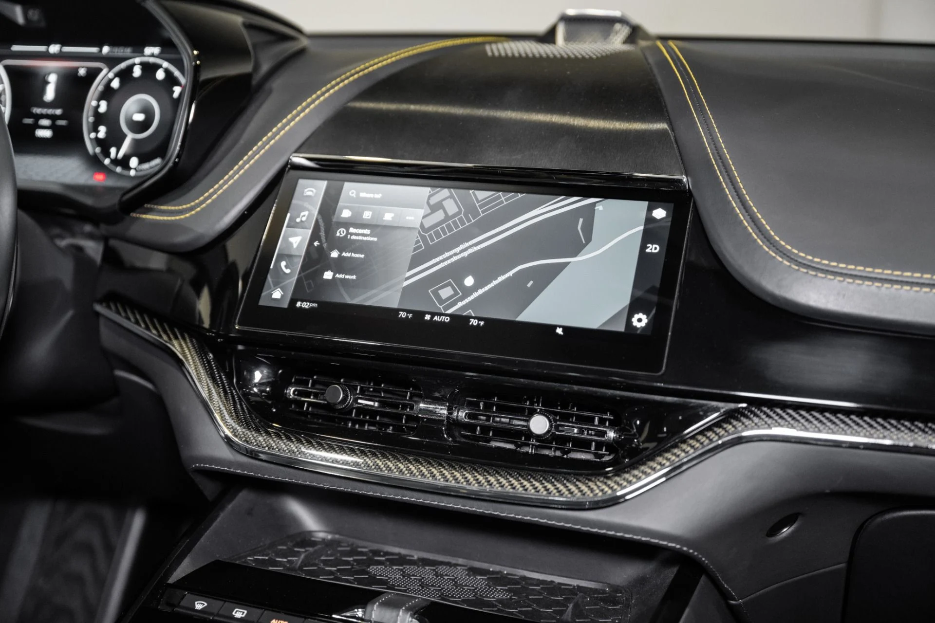 mph026_2348724974_Used_2025_Aston_Martin_DBX_707_1763828543_fb168addc7