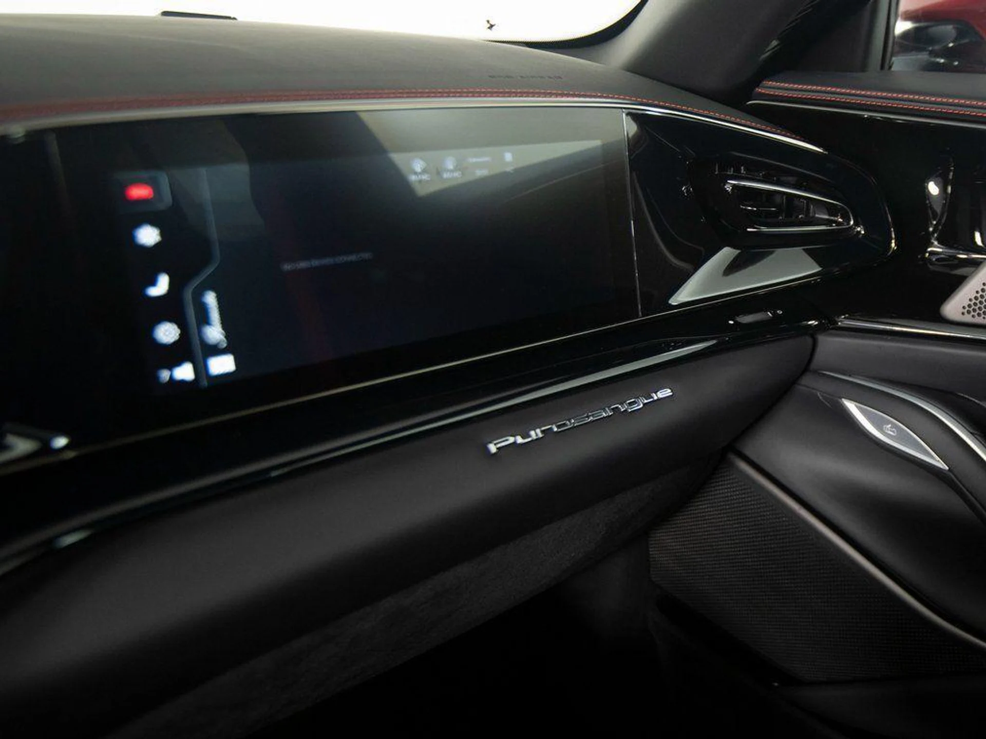 mph026_235528170_Gek_b_A_Pw7_D8_X2_As_Y_Wyt6s_K_Tv_SM_50ff006175