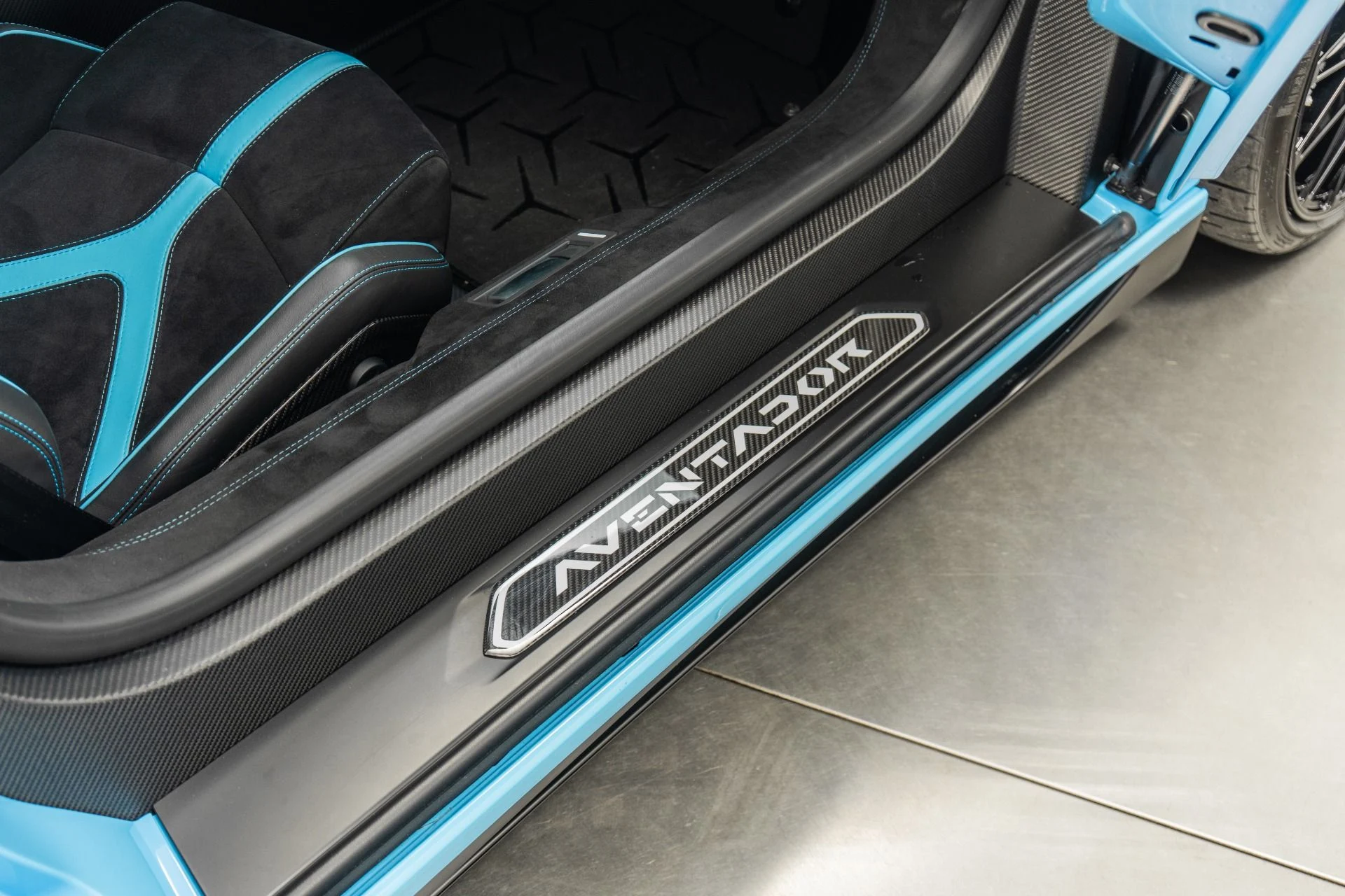 mph026_2357346632_Used_2016_Lamborghini_Aventador_LP_750_4_SV_Amazing_Color_Ryft_Titanium_Exhaust_1780610472_c6cfb2a1b5