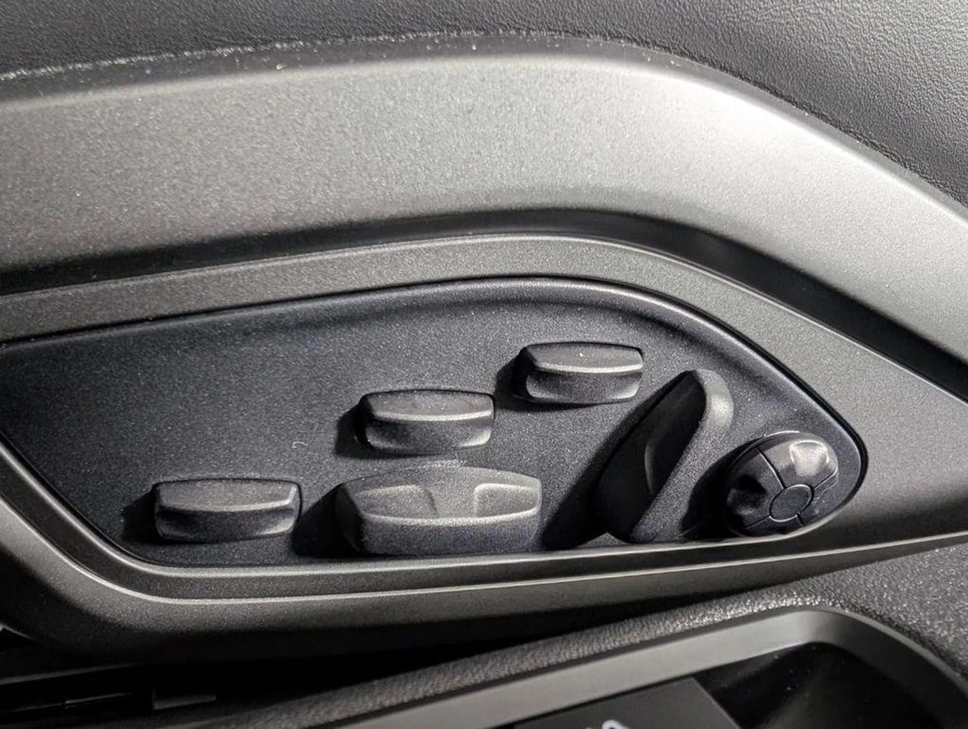 mph026_2359547194_iv7_L2_DCJ_8u_I_Hri_S_Np_Pev_P_Rjznw_c2e179a0b7