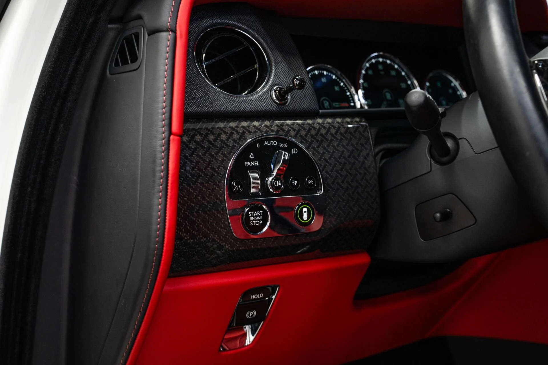 mph026_2360515699_Used_2023_Rolls_Royce_Cullinan_Black_Badge_Two_Tone_Interior_Starlight_Headliner_1762810213_e7920b8fa2