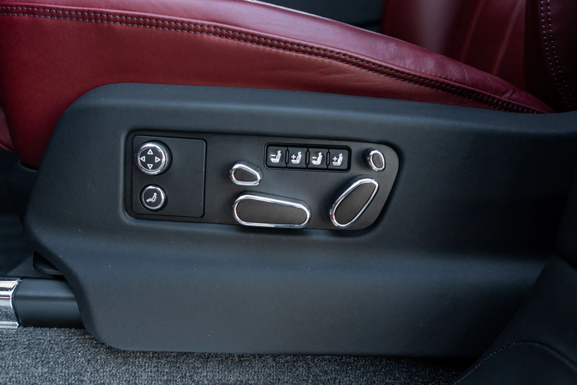 mph026_2363574269_b3fccb4f_bd62_4579_9794_3667d1d876a3_c4986fbad1