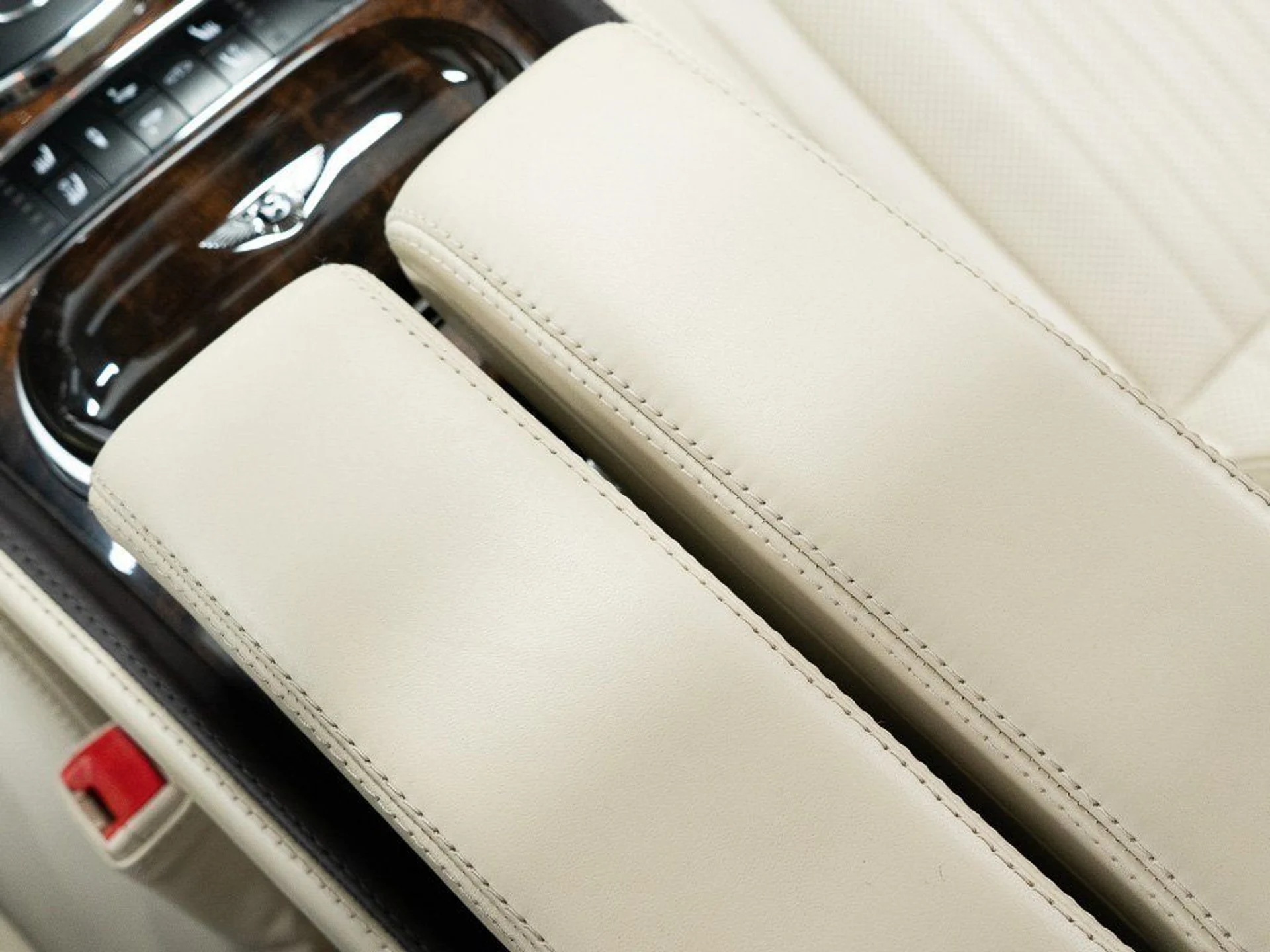 mph026_236861369_f3cd62b8d88b8dd6ee902125b9242734_f89ed8fd48