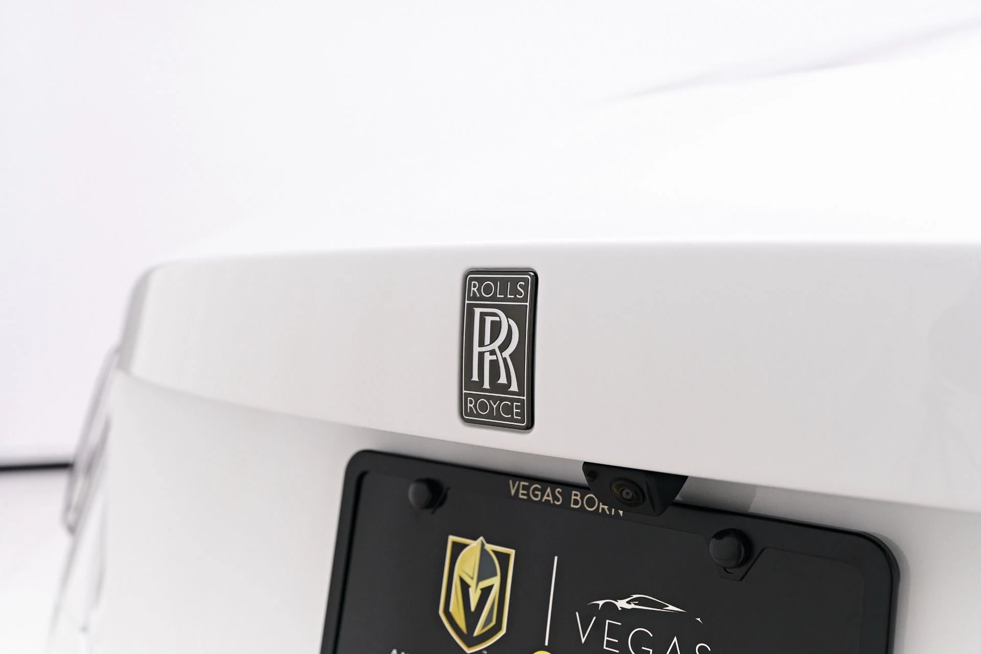 mph026_2373082565_Used_2025_Rolls_Royce_Spectre_Black_Badge_1753213338_96a9e0e9bb
