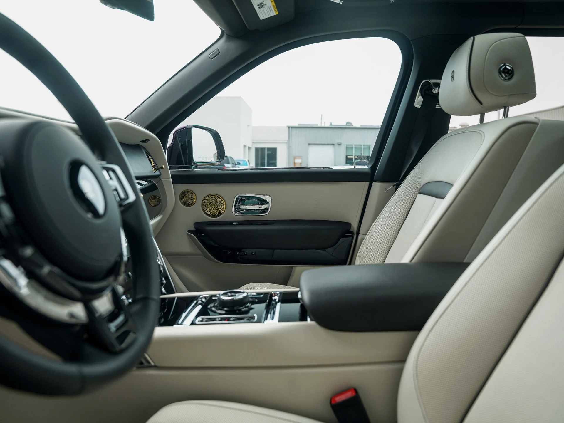 mph026_2375400083_27_25328568a5