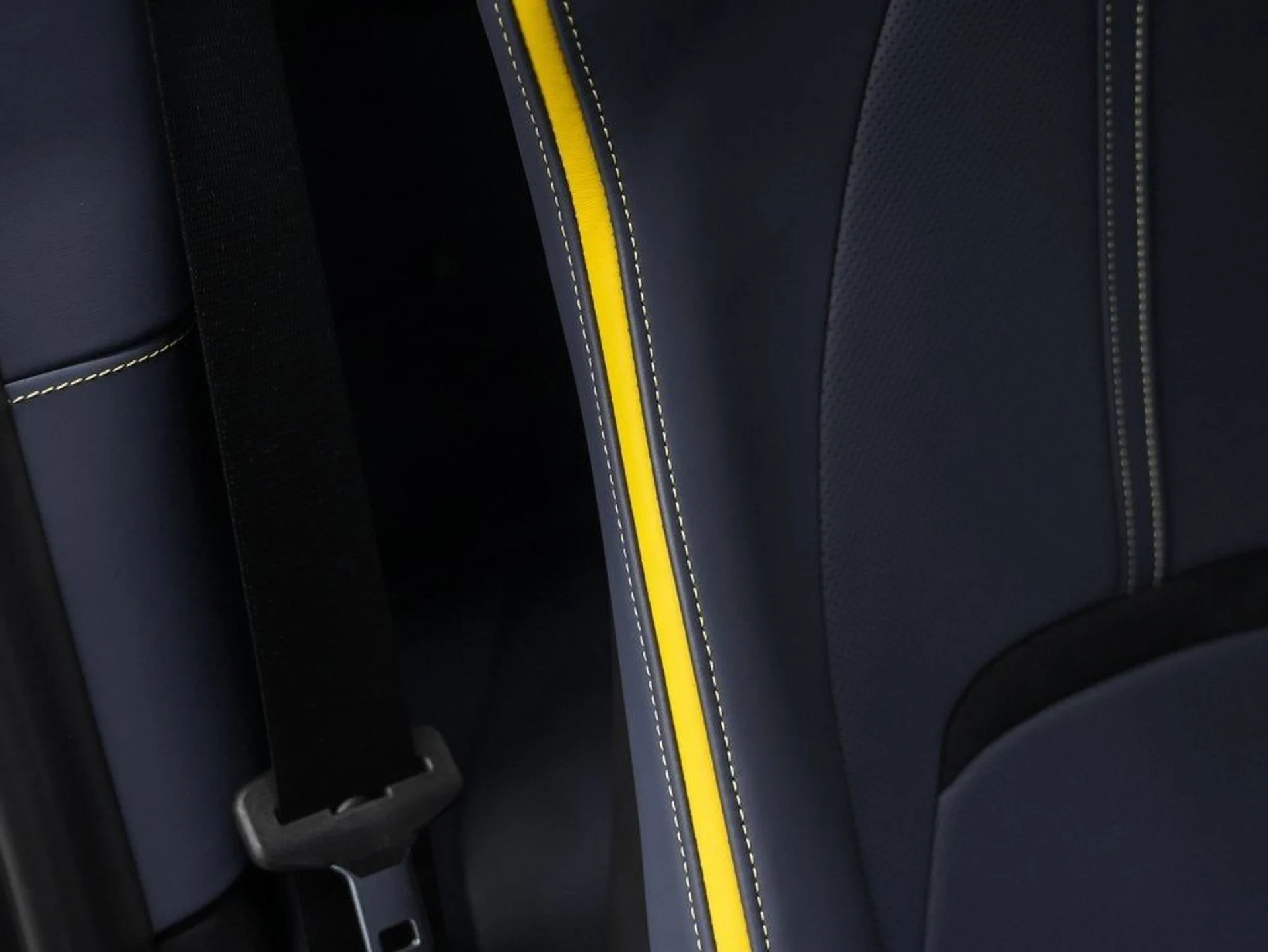 mph026_2381171950_27_3ea2e224a6