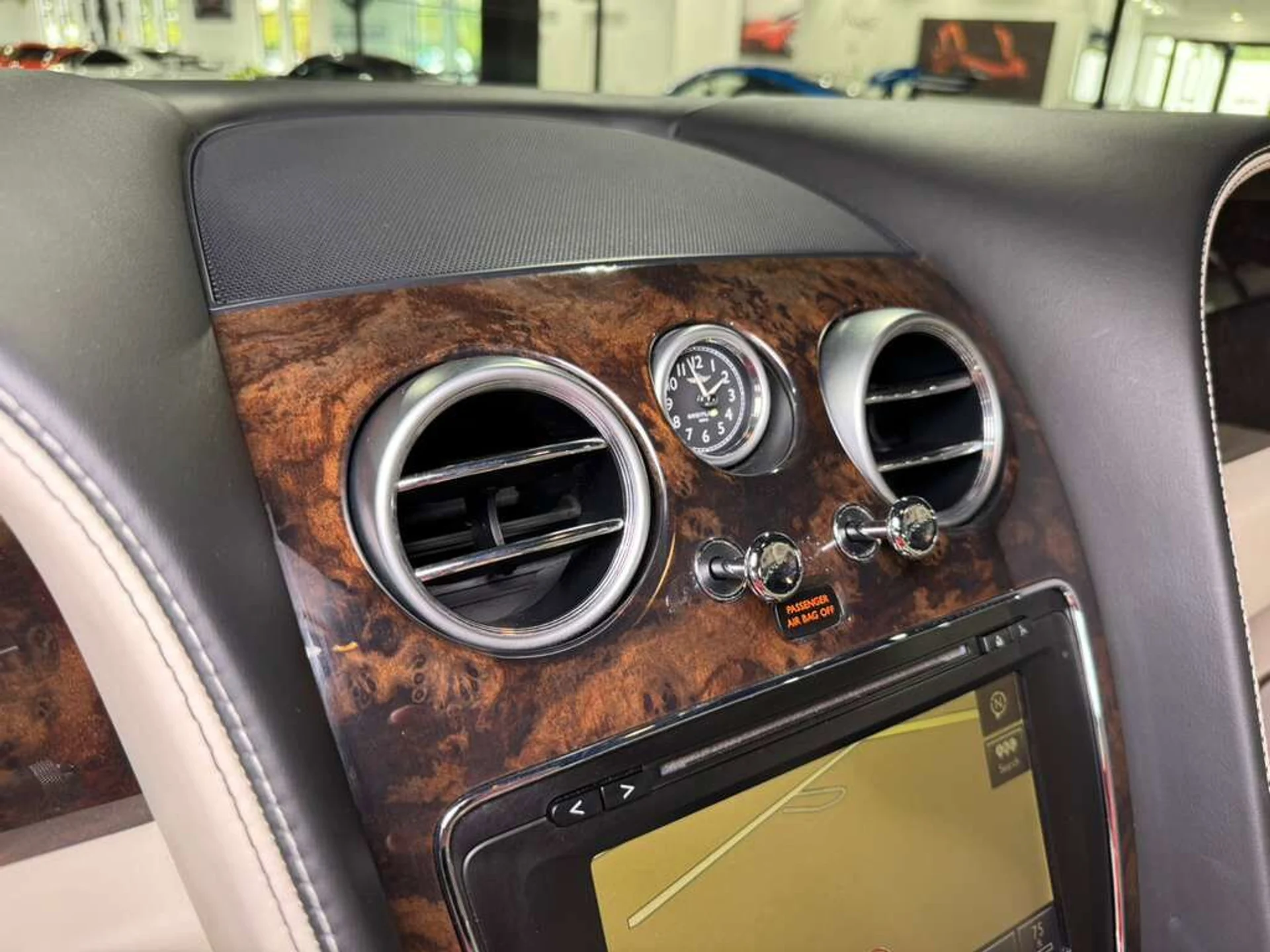 mph026_2383689903_b3ba83de5a043418f0620ea2aea98a02_a5bf13a227