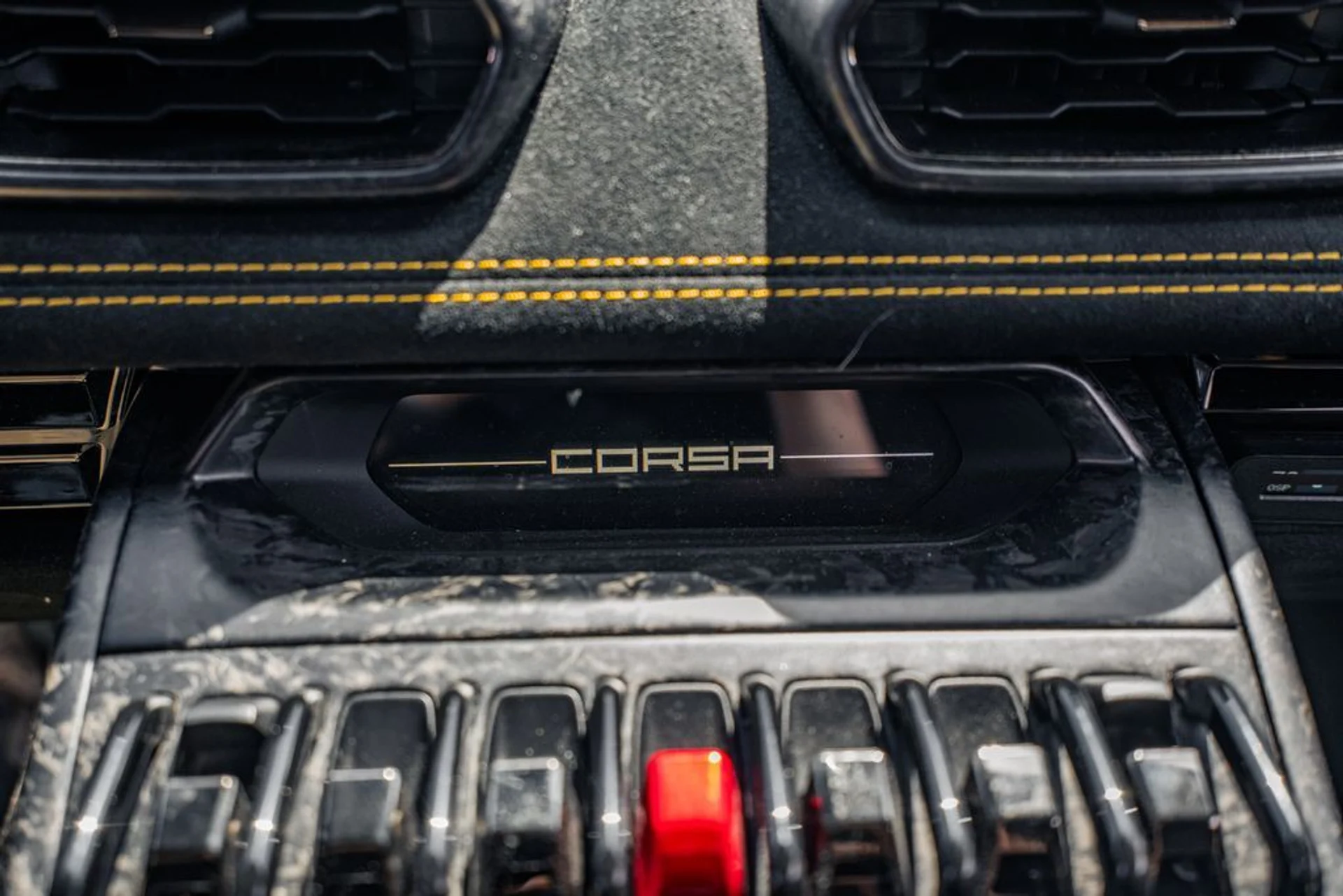 mph026_238933200_5c995fca1a0a6f09cf9303e4a630e603x_6b2cd95bcd