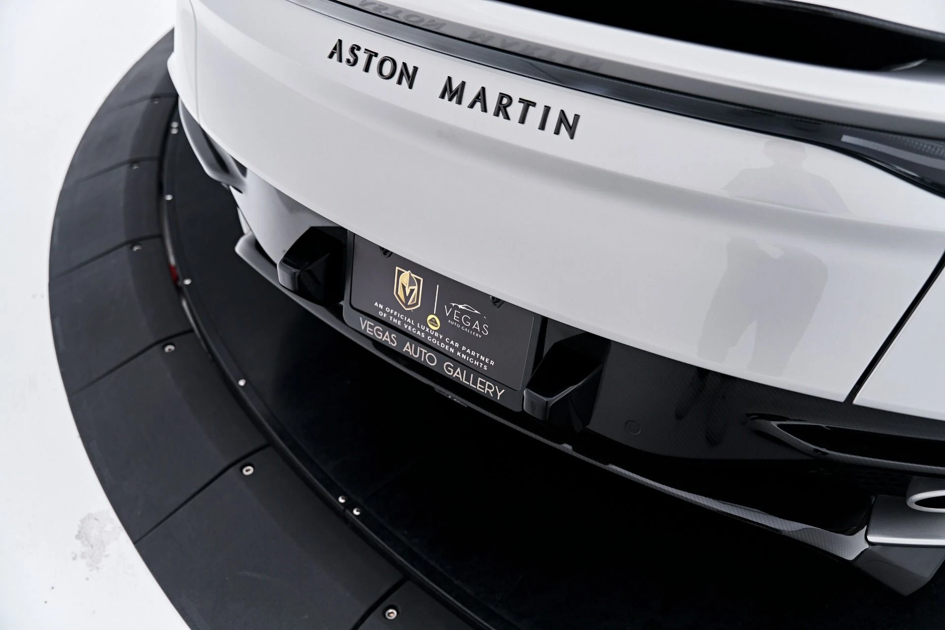 mph026_2391140154_Used_2023_Aston_Martin_DBS_1790369868_707afd1de4