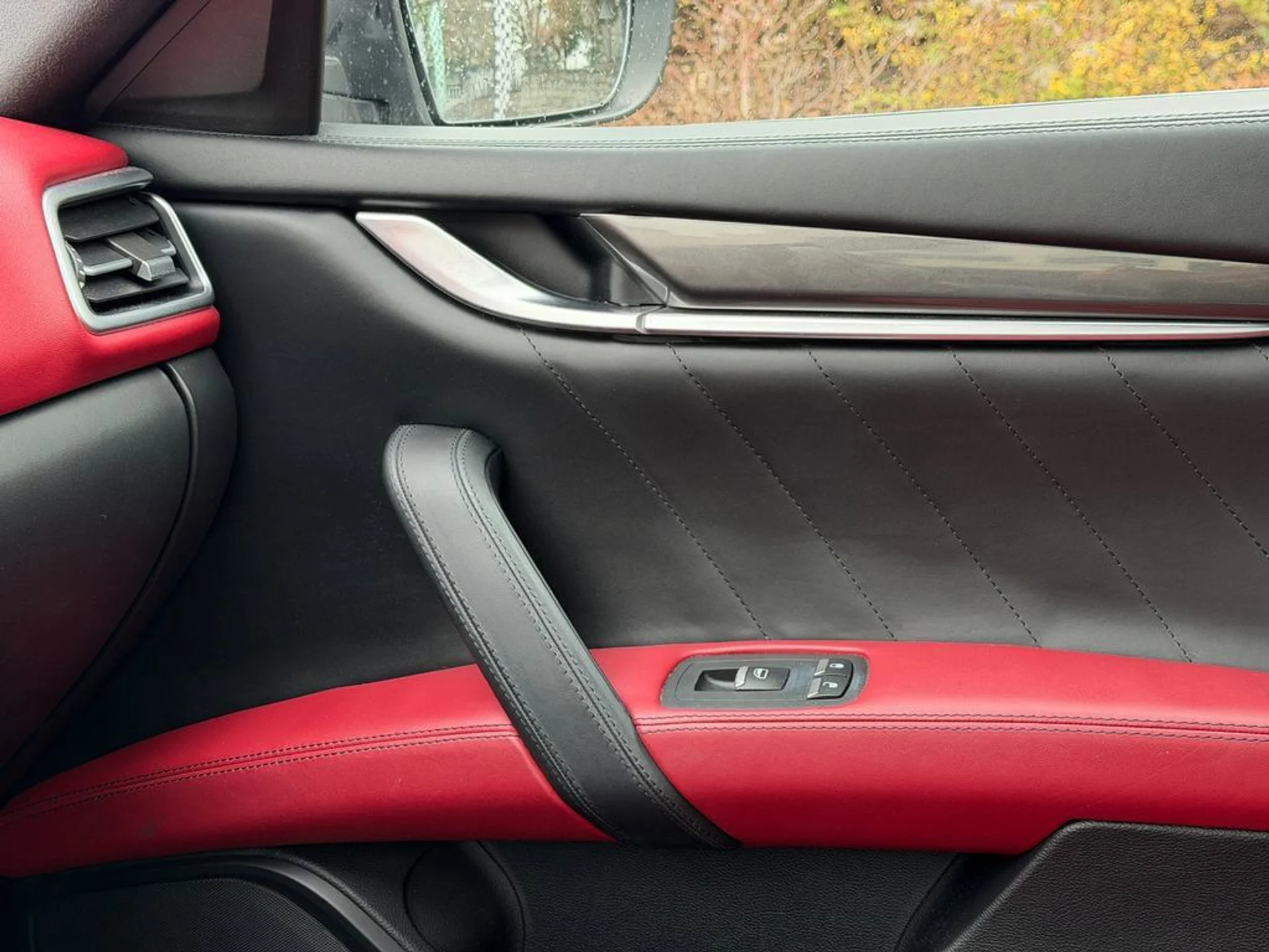 mph026_2398143498_eef4a2185a64423983fe2dc5baaacfff_7b95f99a61