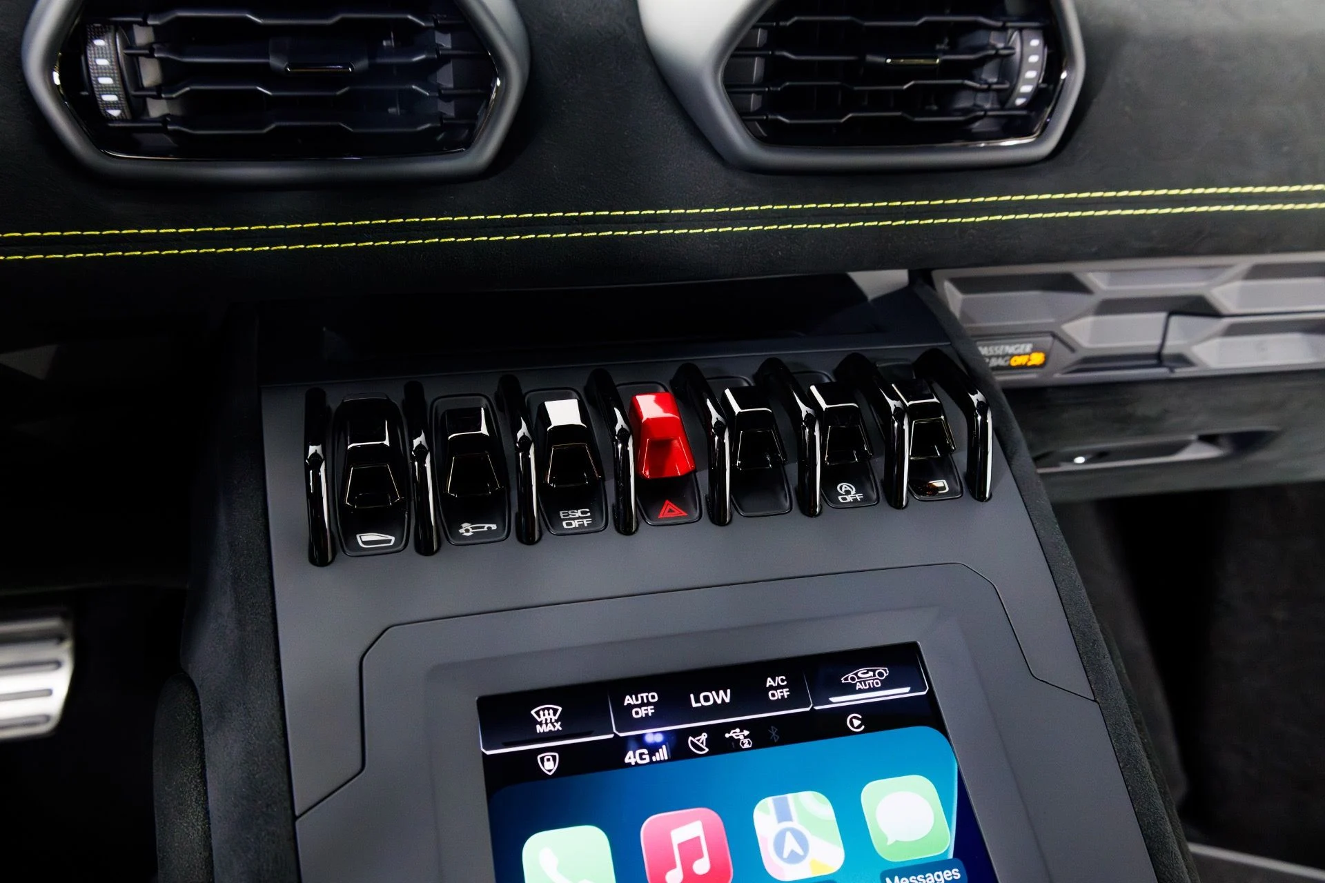 mph026_2399243736_Used_2022_Lamborghini_Huracan_STO_1770056107_32fcf349dd